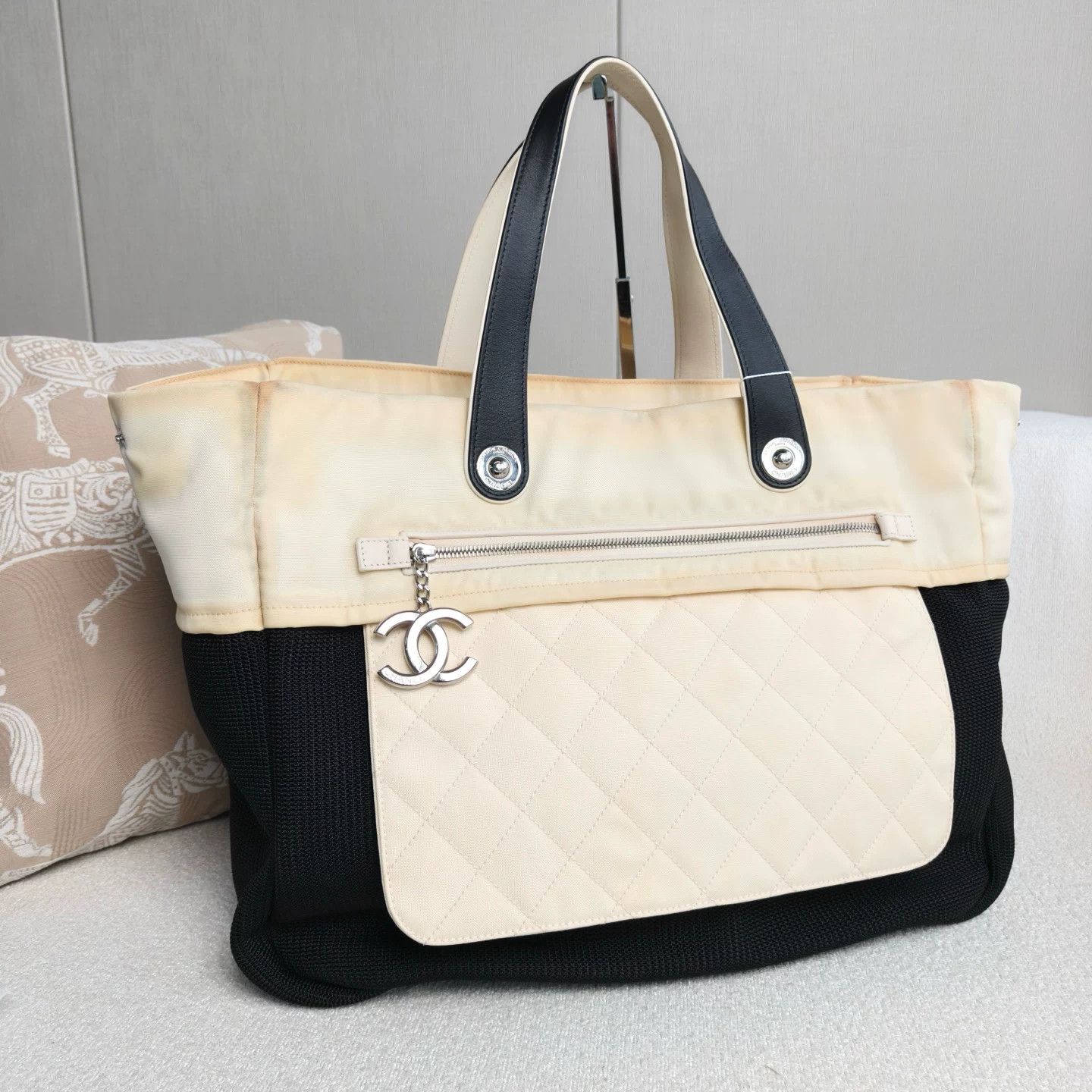 Chanel Pre-loved Bag Very good condition Size ONE SIZE - 7 Thumbnail