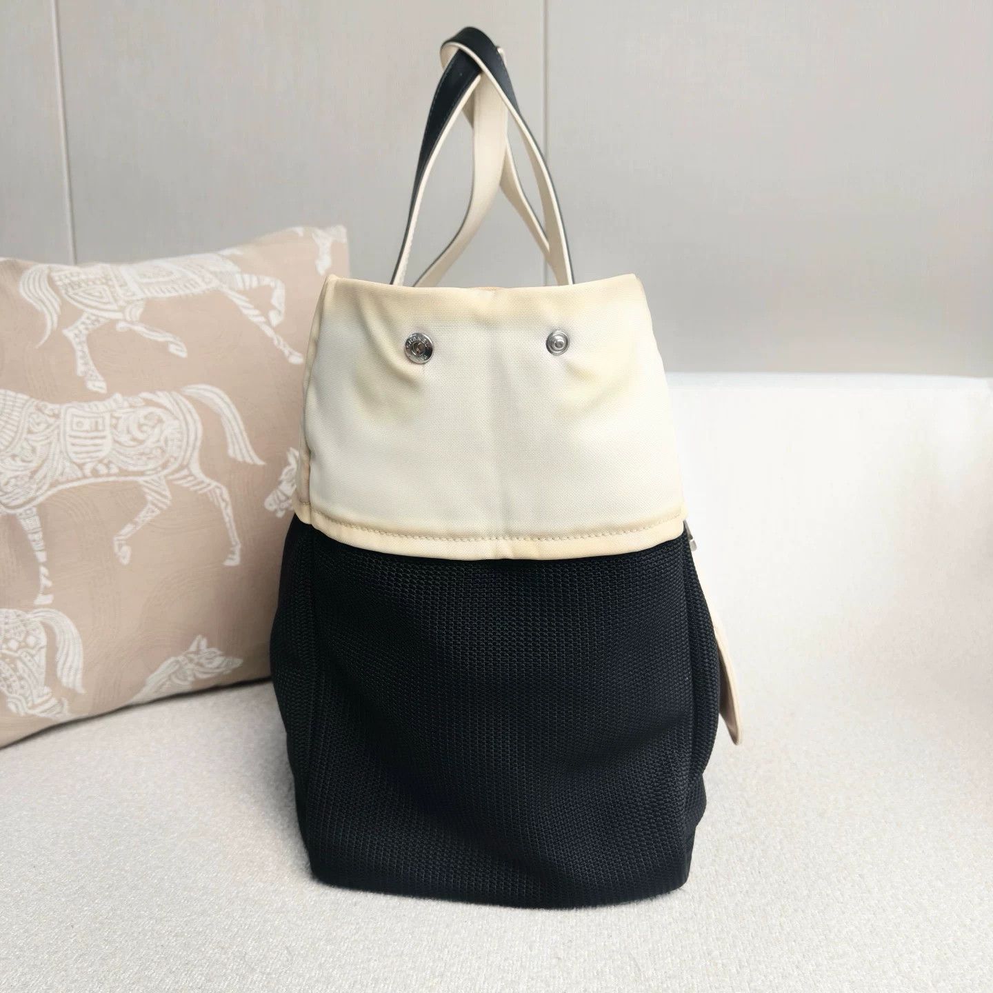 Chanel Pre-loved Bag Very good condition Size ONE SIZE - 6 Thumbnail