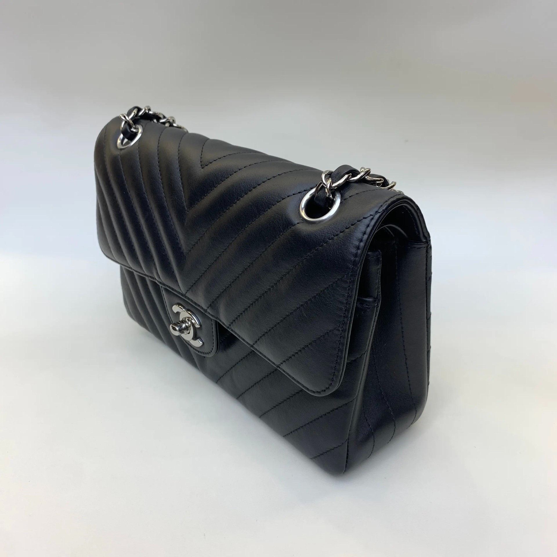 Chanel Pre-loved Bag Very good condition Size ONE SIZE - 3 Thumbnail