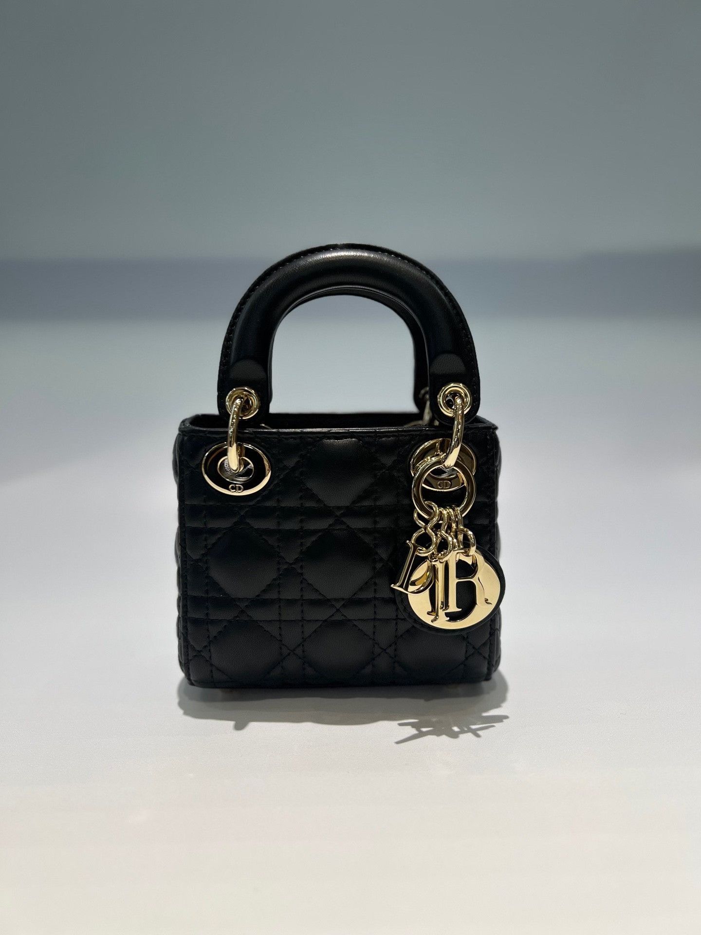 Dior Pre-loved Bag Very good condition Size ONE SIZE - 2 Thumbnail