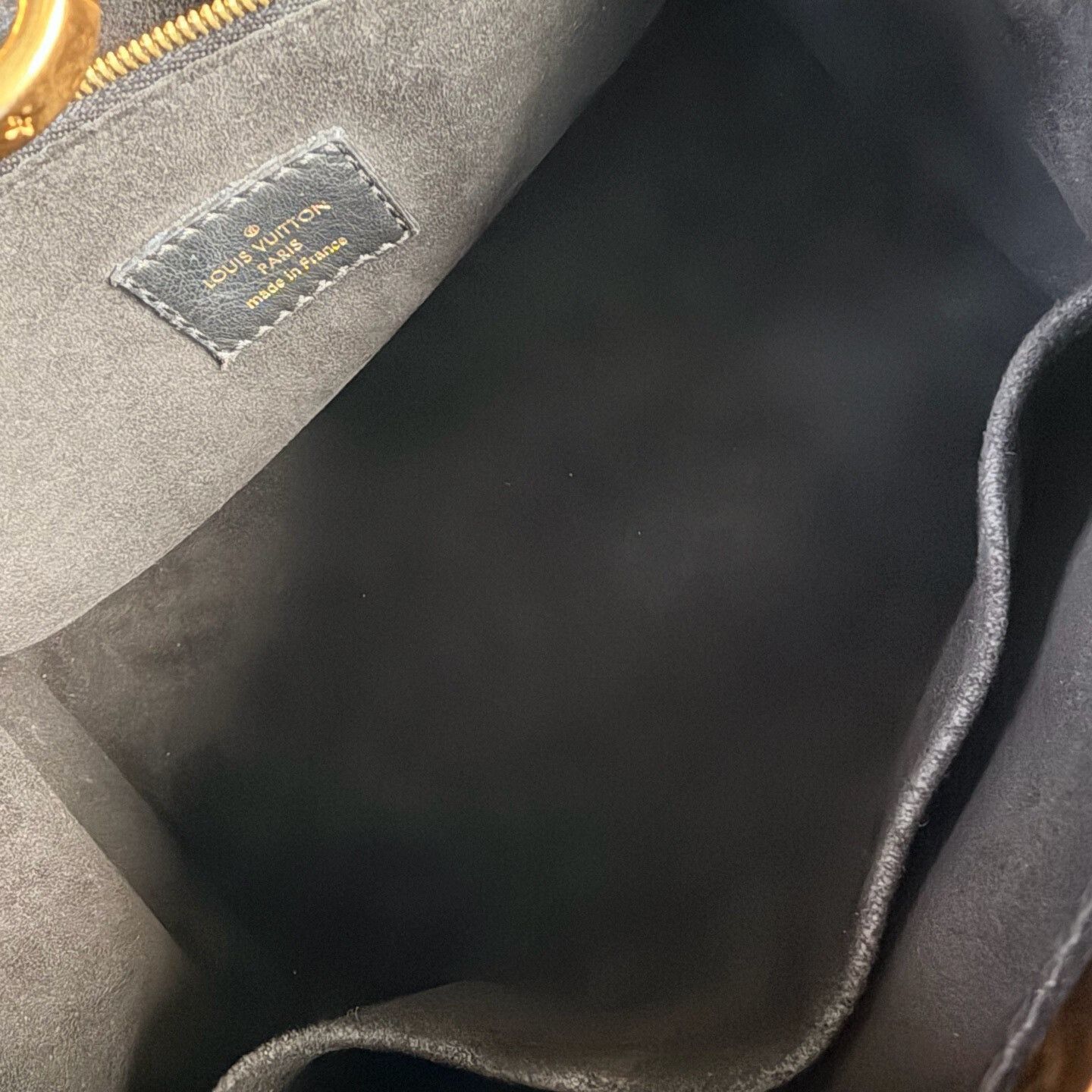 Louis Vuitton Pre-loved Bag Very good condition Size ONE SIZE - 8 Thumbnail