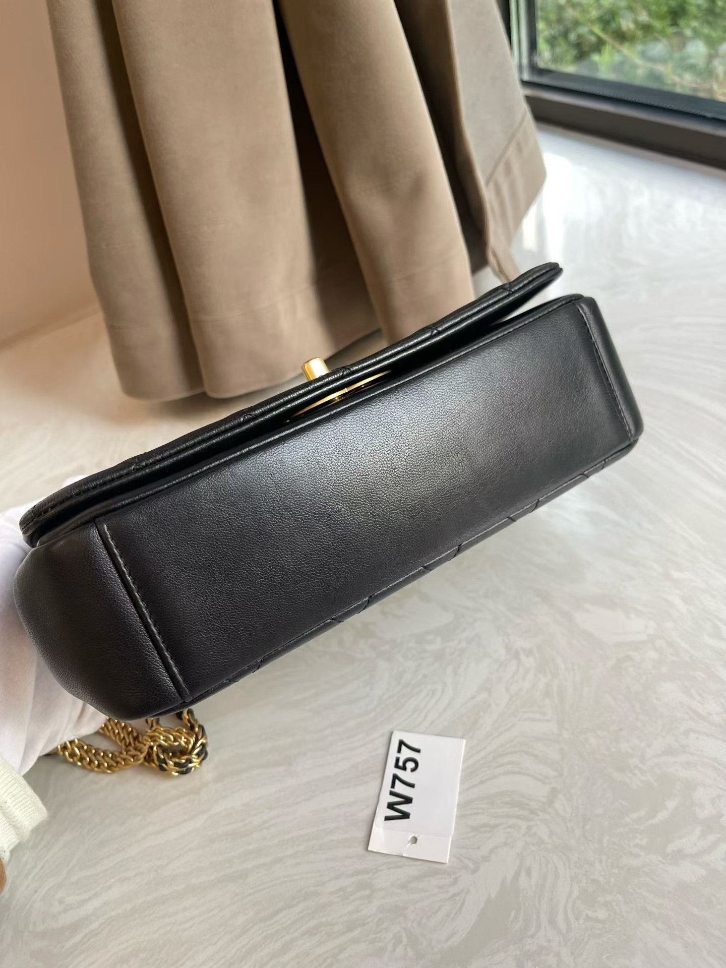 Chanel Pre-loved Bag Very good condition Size ONE SIZE - 4 Thumbnail