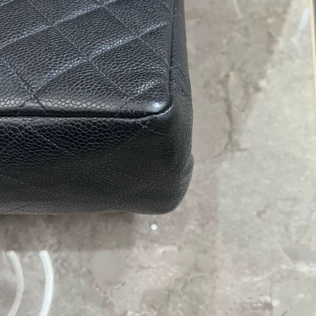 Chanel Pre-loved Bag Very good condition Size ONE SIZE - 7 Thumbnail