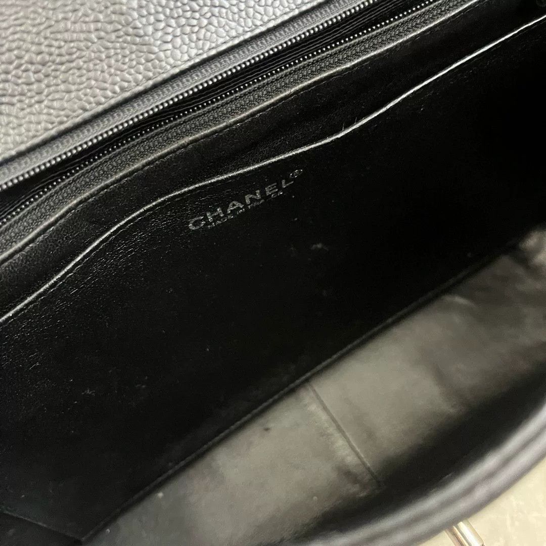 Chanel Pre-loved Bag Very good condition Size ONE SIZE - 9 Thumbnail