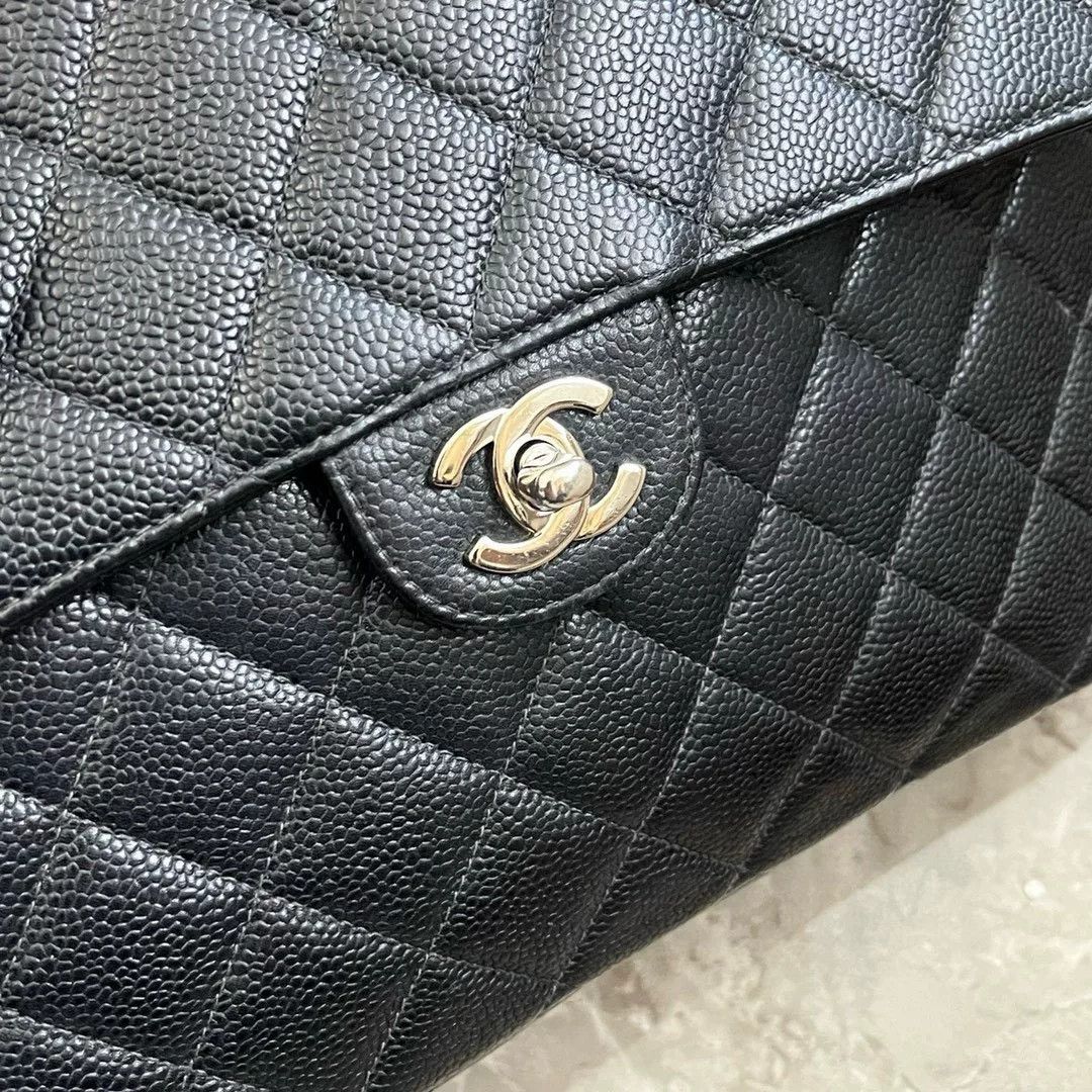 Chanel Pre-loved Bag Very good condition Size ONE SIZE - 3 Thumbnail
