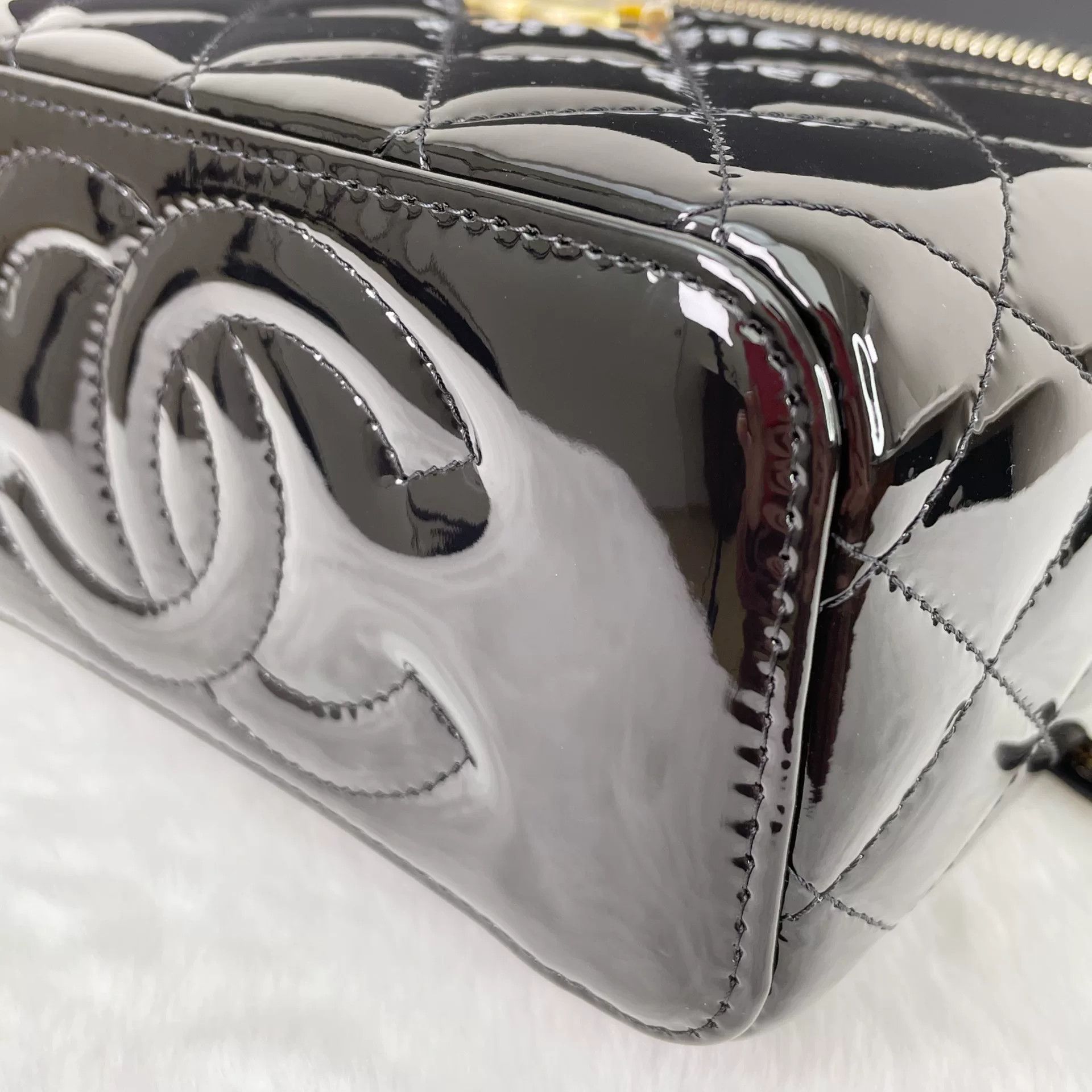 Chanel Pre-loved Bag Very good condition Size ONE SIZE - 7 Thumbnail