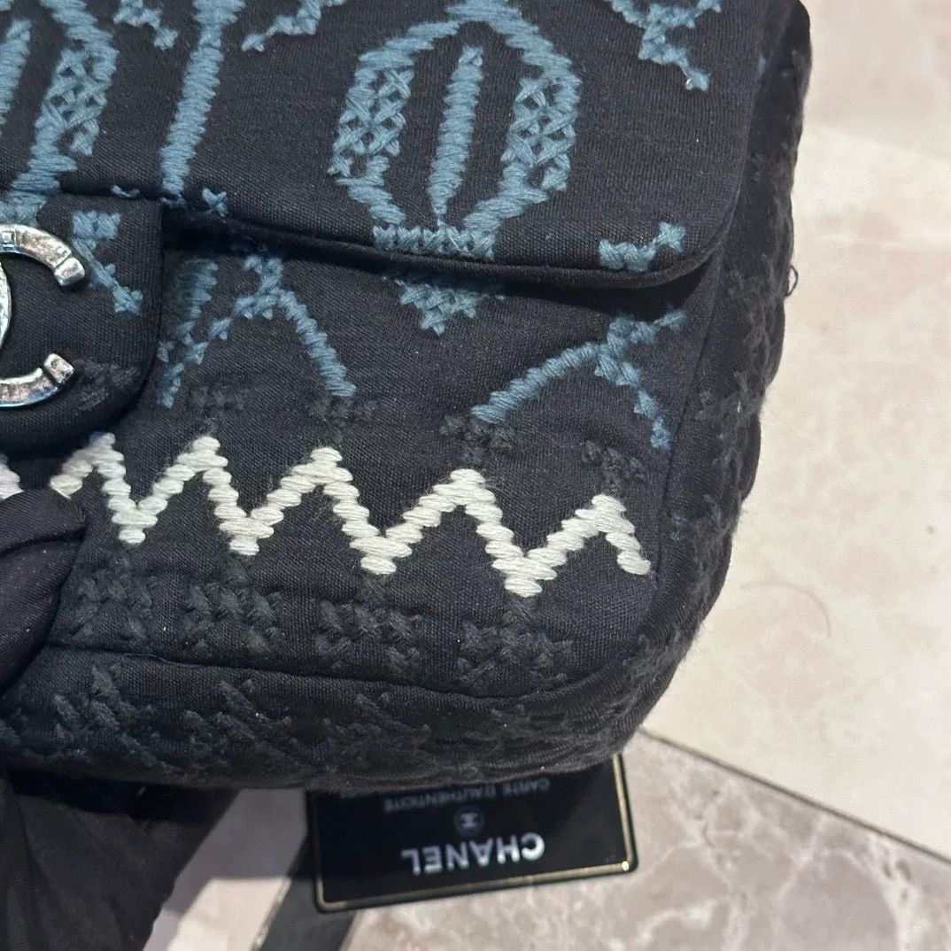 Chanel Pre-loved Bag Very good condition Size ONE SIZE - 8 Thumbnail