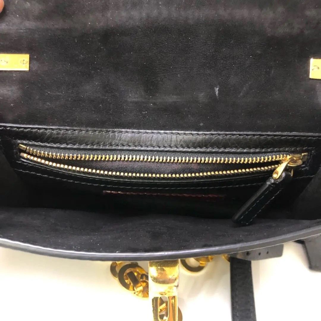 Valentino Pre-loved Bag Very good condition Size ONE SIZE - 9 Thumbnail