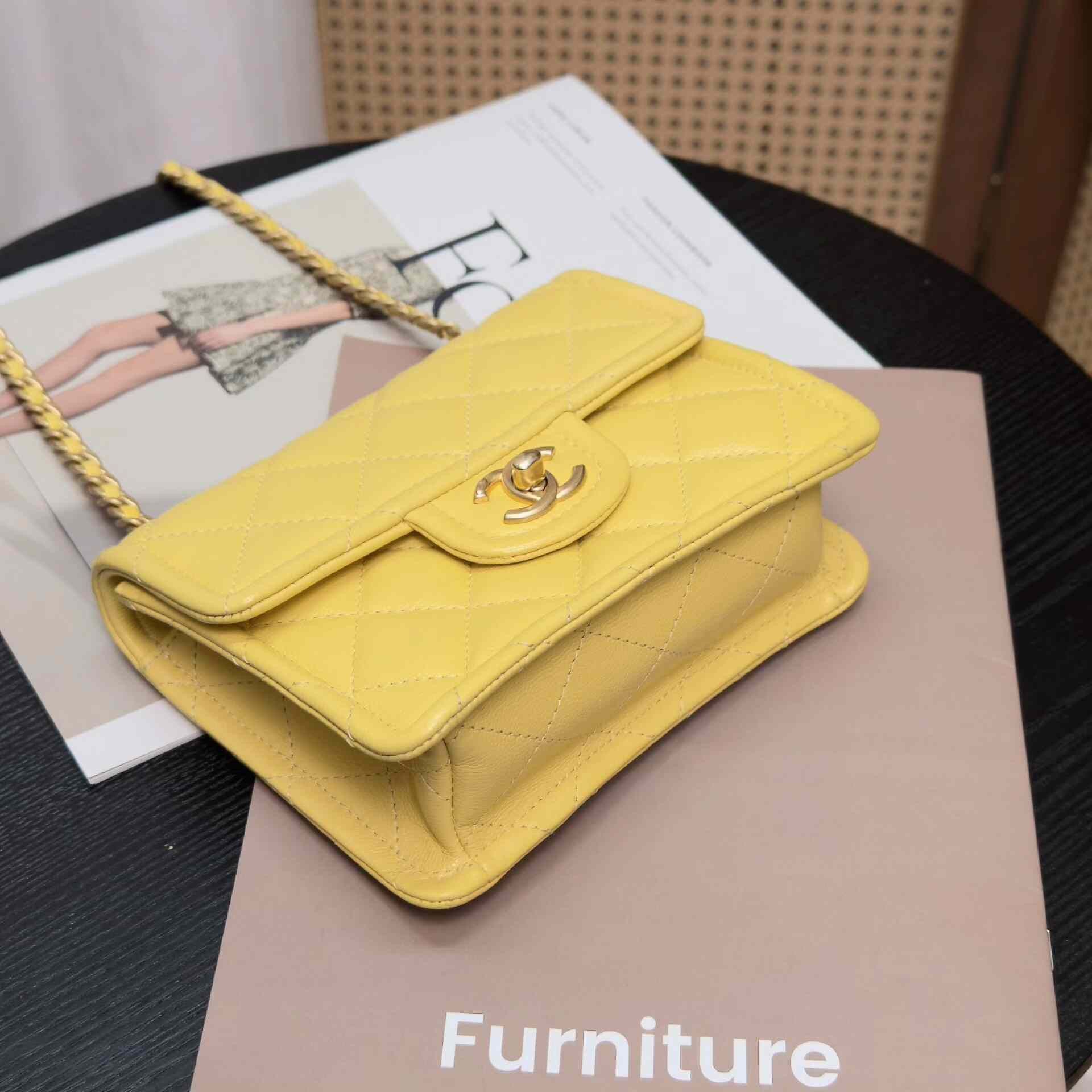 Chanel Pre-loved Bag Very good condition Size ONE SIZE - 3 Thumbnail
