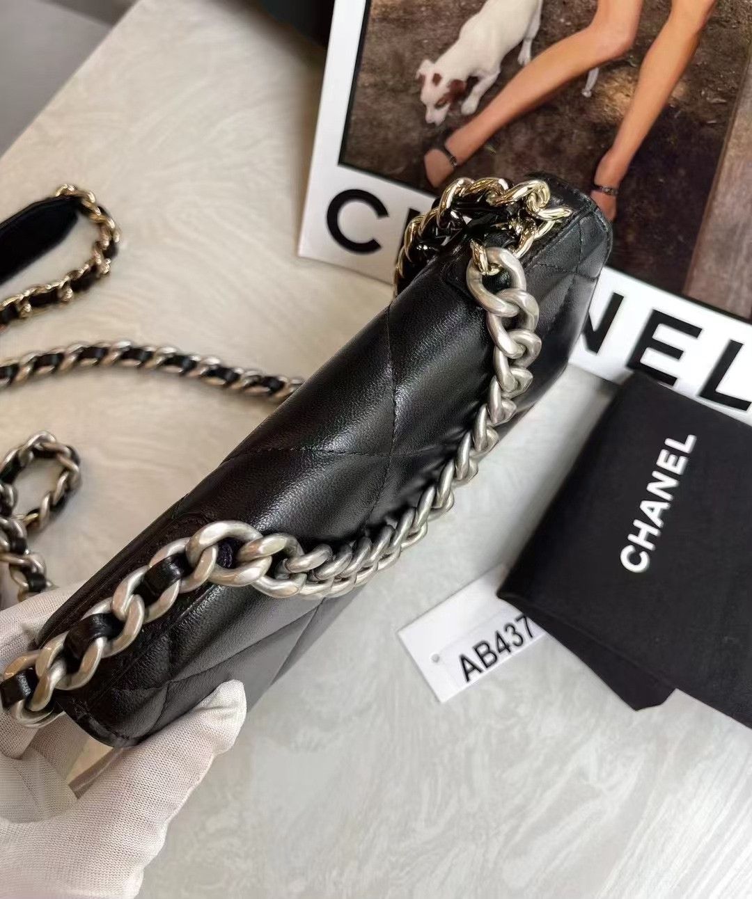 Chanel Pre-loved Bag Very good condition Size ONE SIZE - 4 Thumbnail
