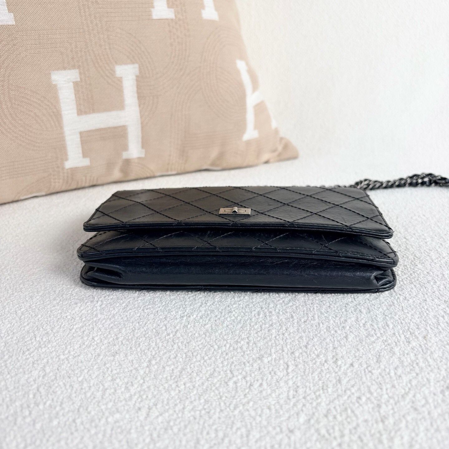 Chanel Pre-loved Bag Very good condition Size ONE SIZE - 5 Thumbnail