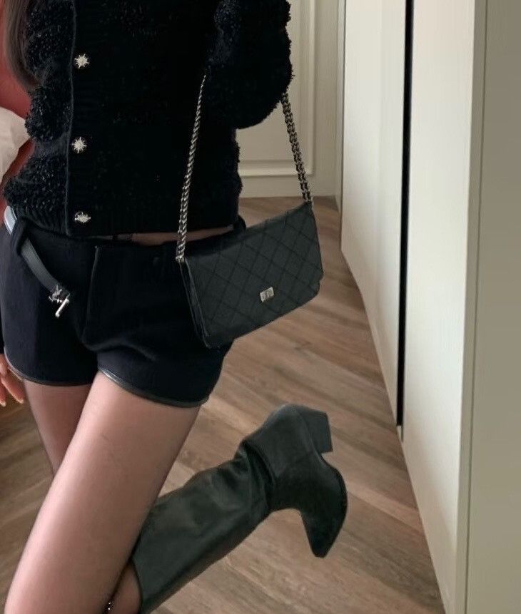 Chanel Pre-loved Bag Very good condition Size ONE SIZE - 9 Thumbnail