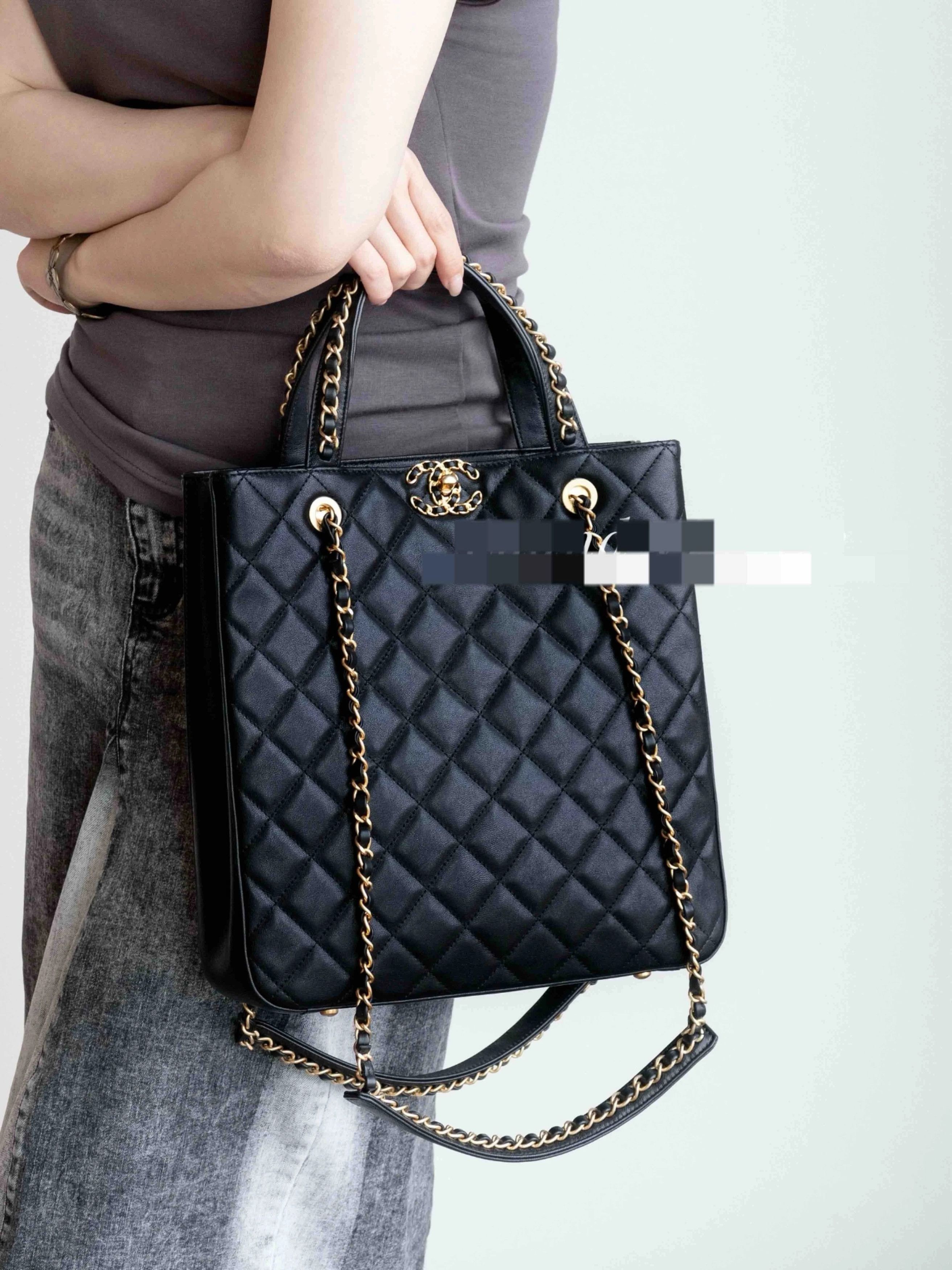 Chanel Pre-loved Bag Very good condition Size ONE SIZE - 4 Thumbnail