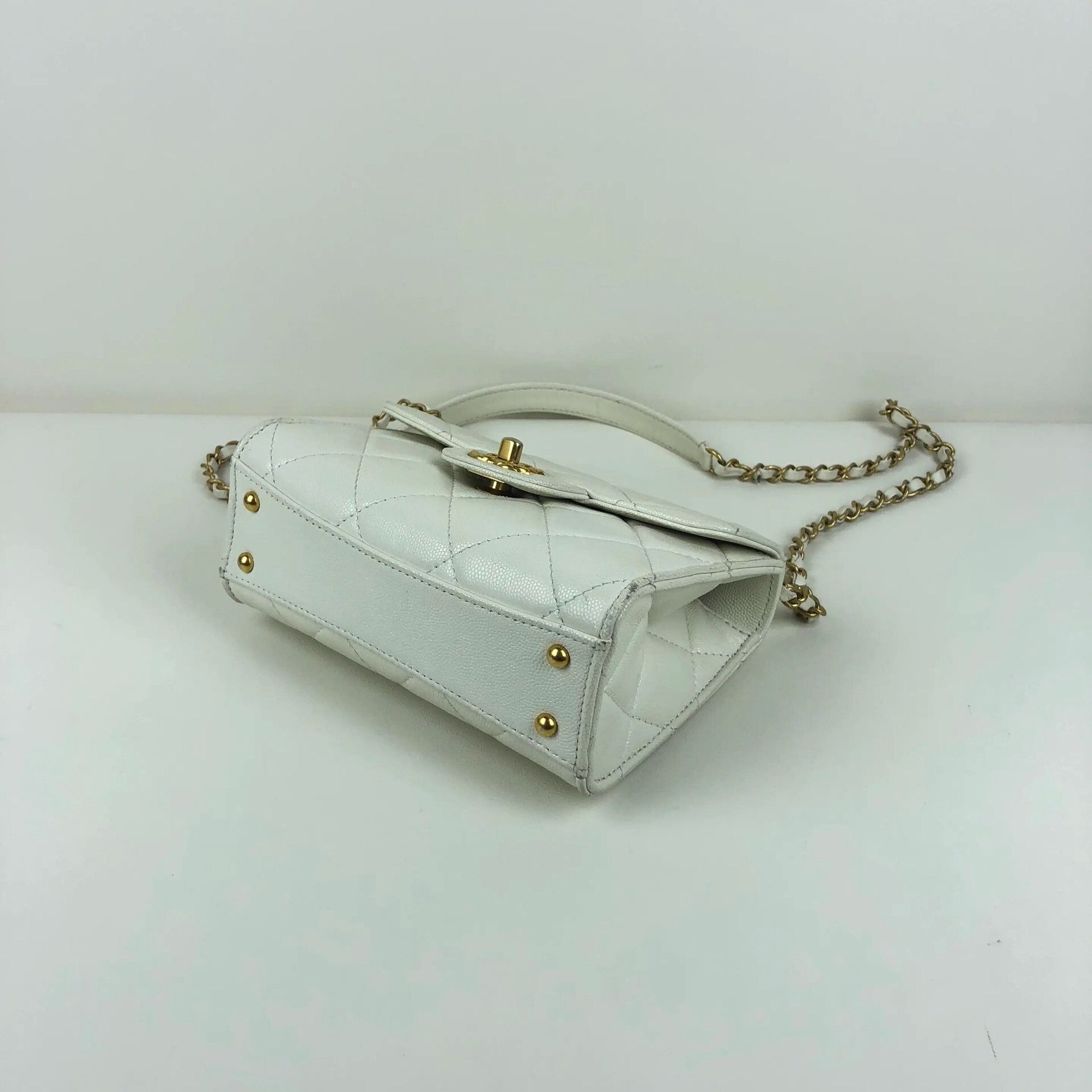 Chanel Pre-loved Bag Very good condition Size ONE SIZE - 7 Thumbnail