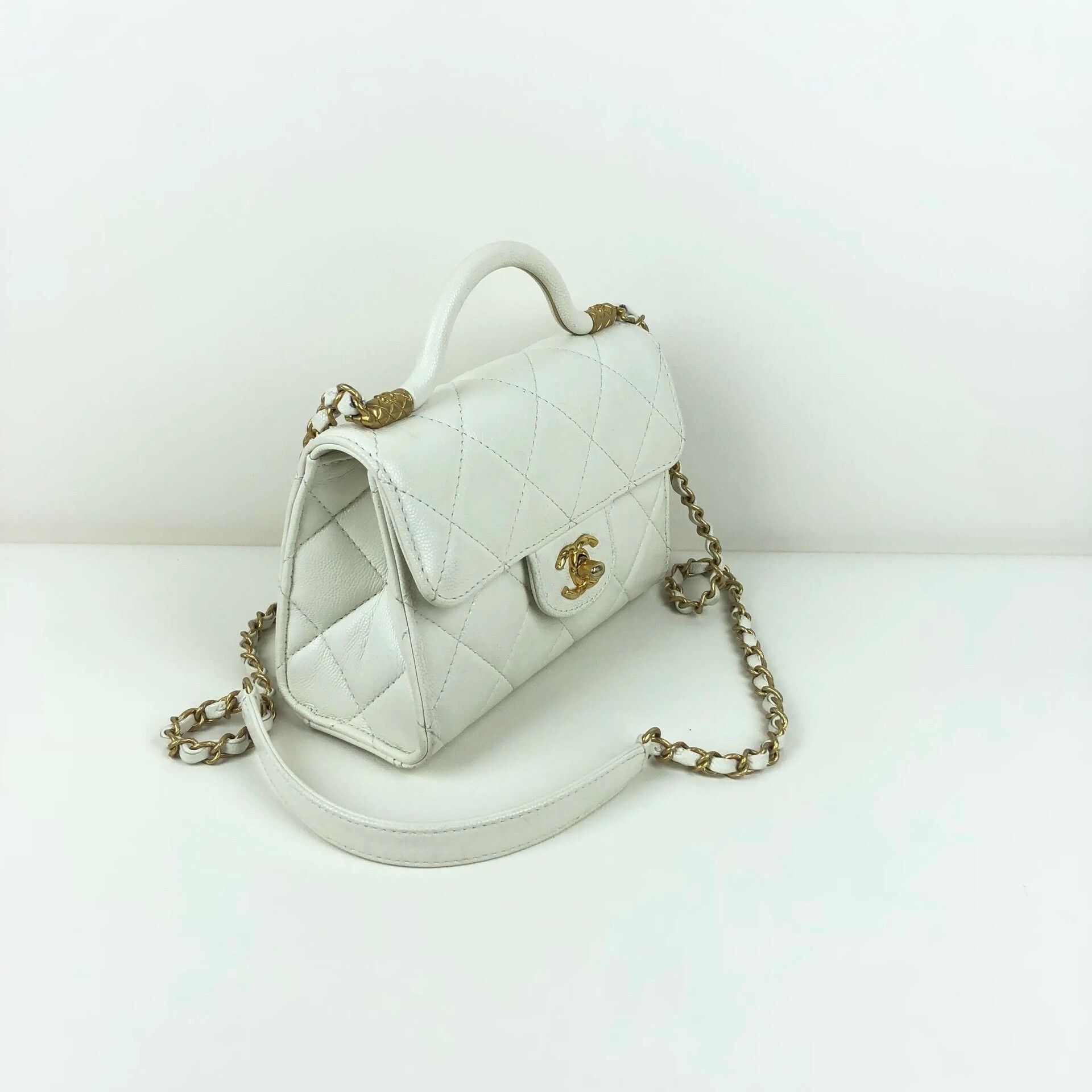 Chanel Pre-loved Bag Very good condition Size ONE SIZE - 2 Thumbnail