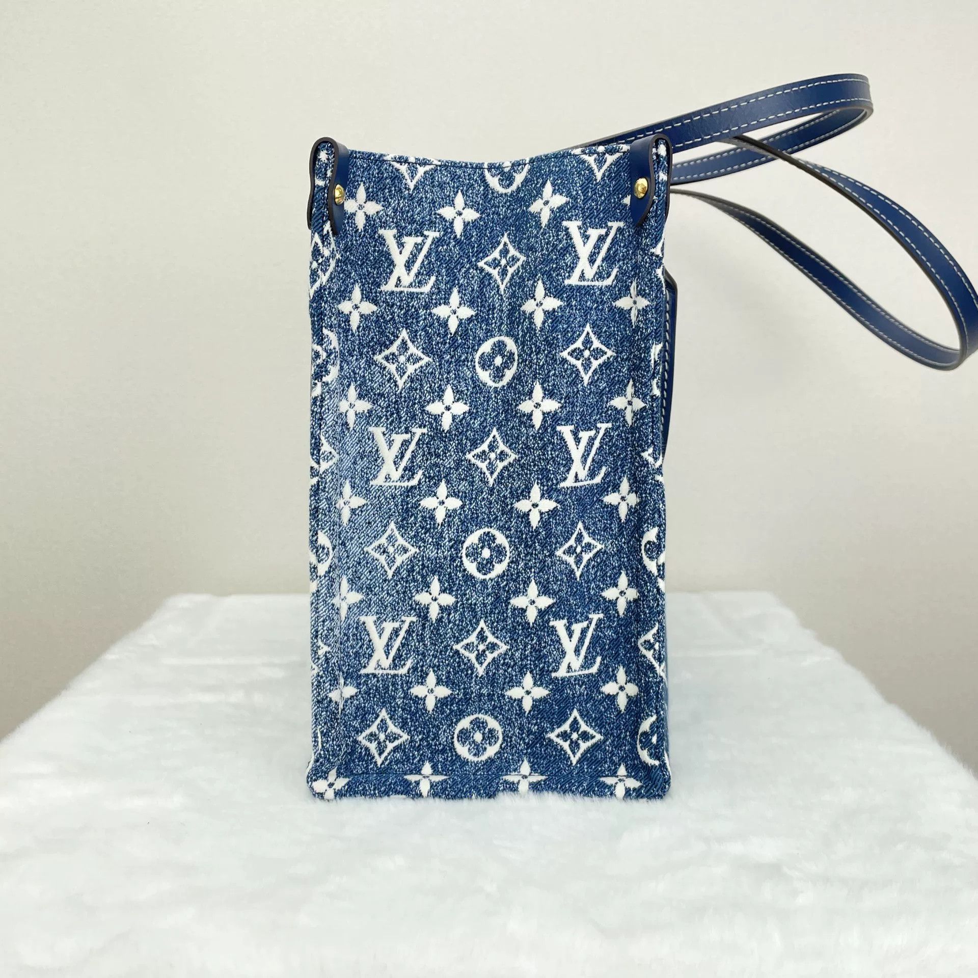 Louis Vuitton Pre-loved Bag Very good condition Size ONE SIZE - 3 Thumbnail