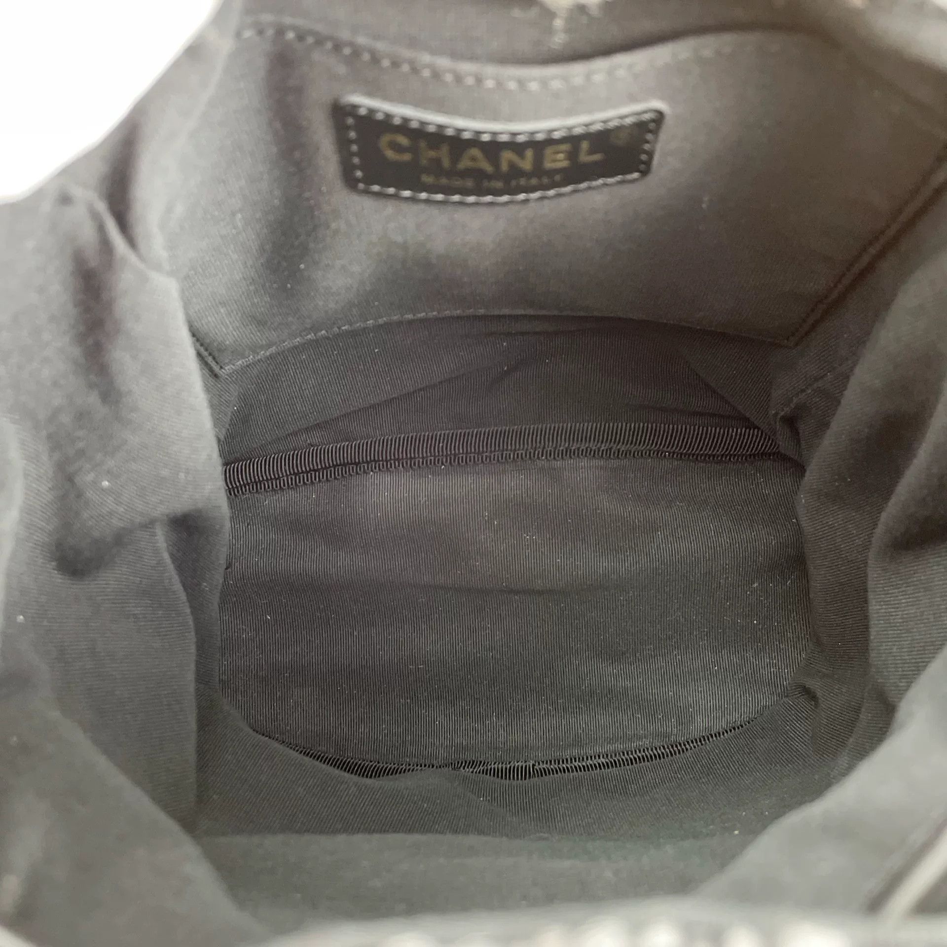 Chanel Pre-loved Bag Very good condition Size ONE SIZE - 8 Thumbnail