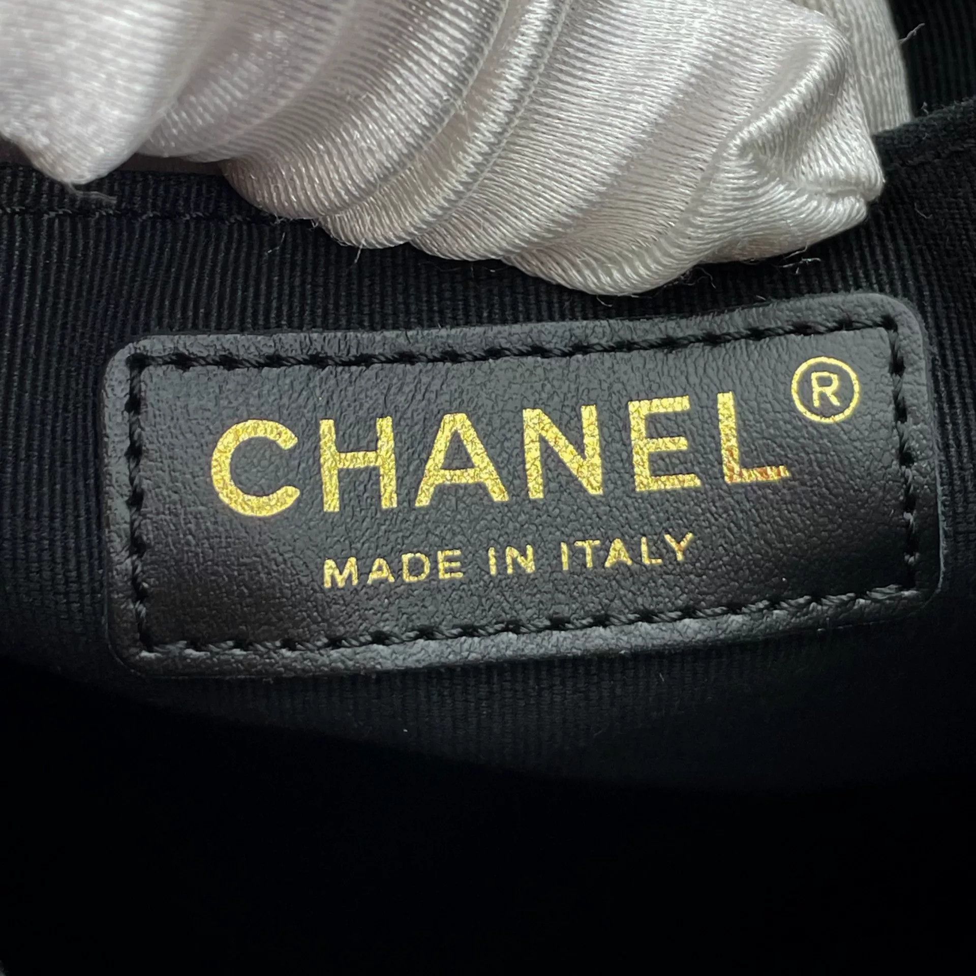 Chanel Pre-loved Bag Very good condition Size ONE SIZE - 9 Thumbnail