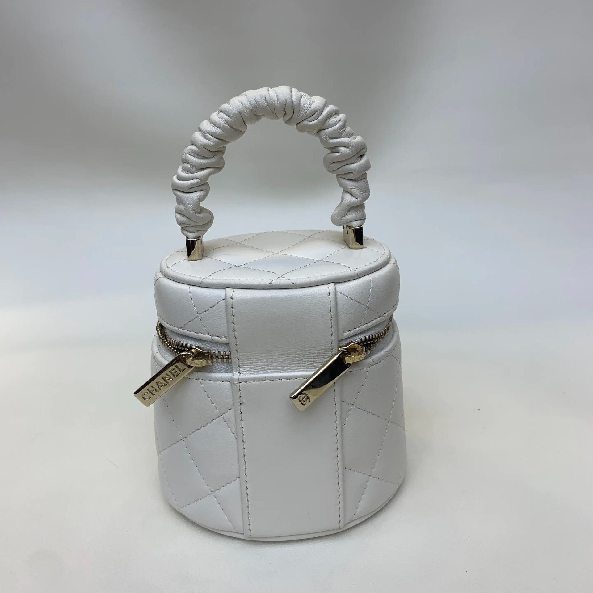 Chanel Pre-loved Bag Very good condition Size ONE SIZE - 3 Thumbnail