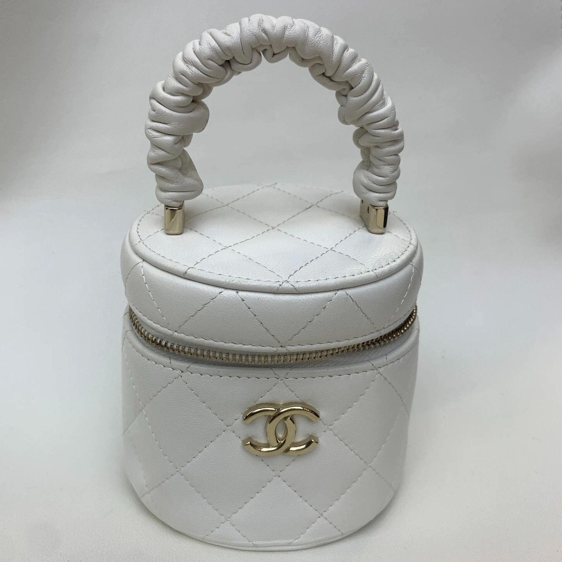 Chanel Pre-loved Bag Very good condition Size ONE SIZE - 5 Thumbnail