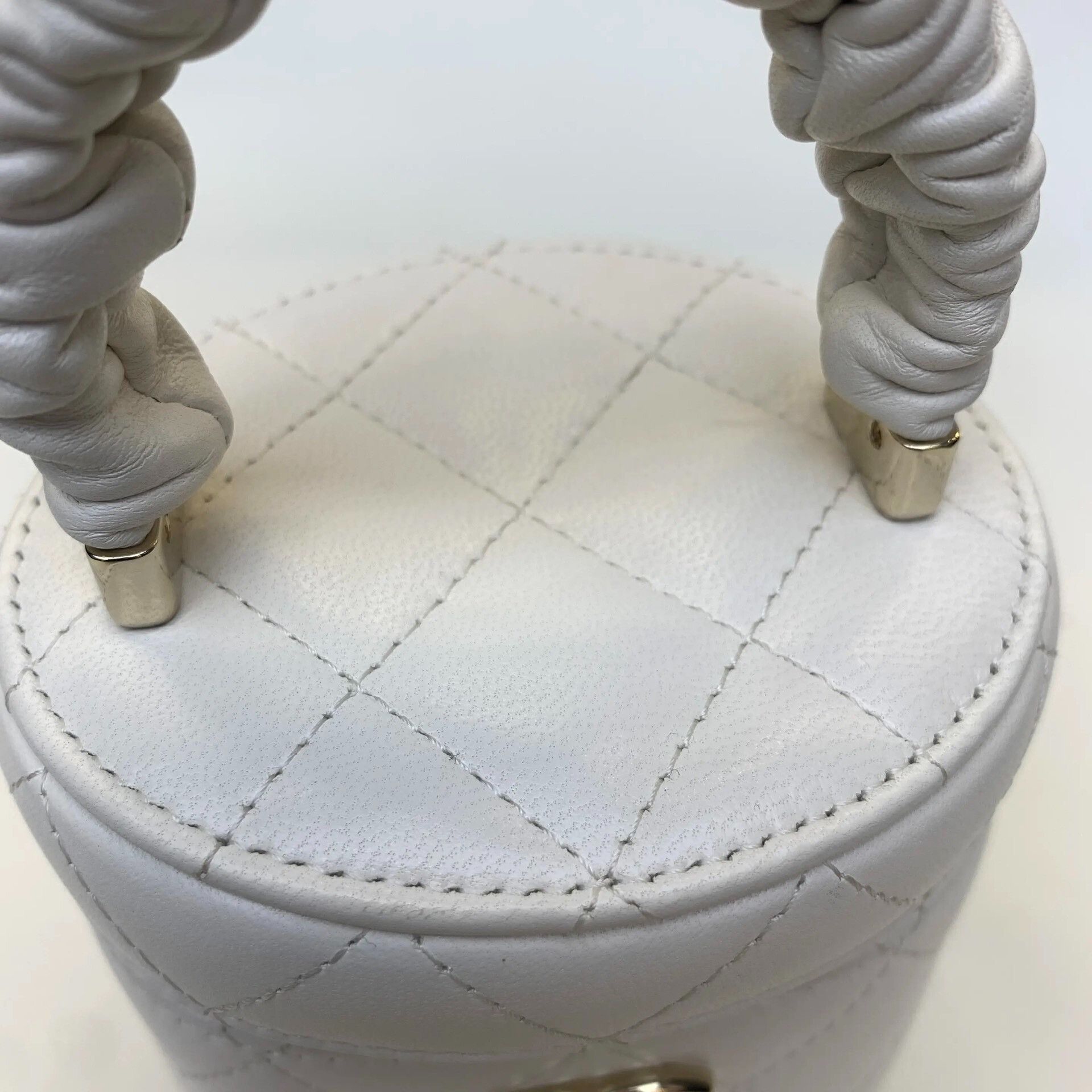 Chanel Pre-loved Bag Very good condition Size ONE SIZE - 7 Thumbnail