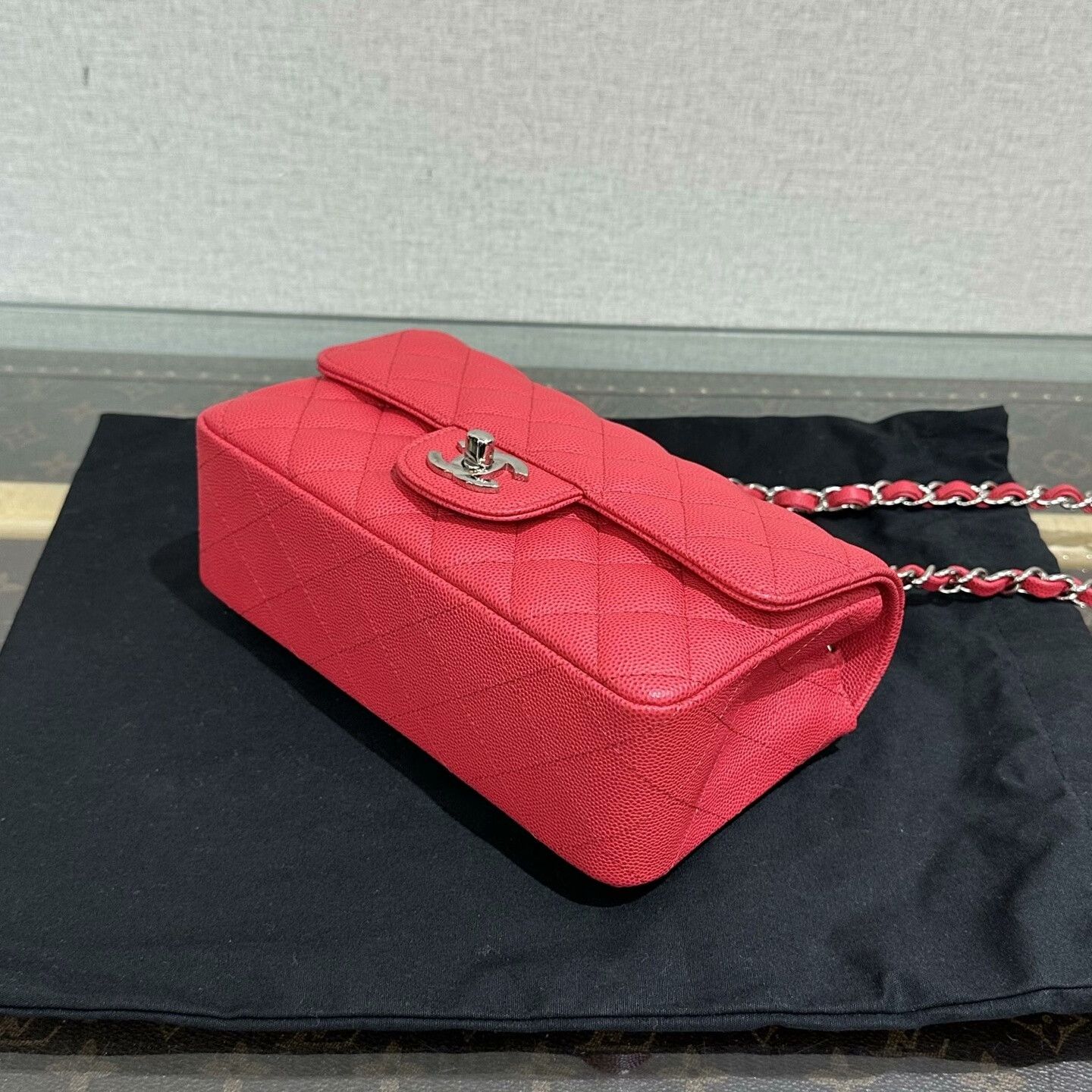 Chanel Pre-loved Bag Very good condition Size ONE SIZE - 6 Thumbnail