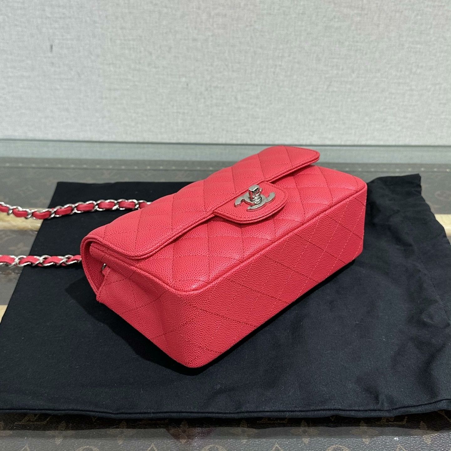 Chanel Pre-loved Bag Very good condition Size ONE SIZE - 4 Thumbnail