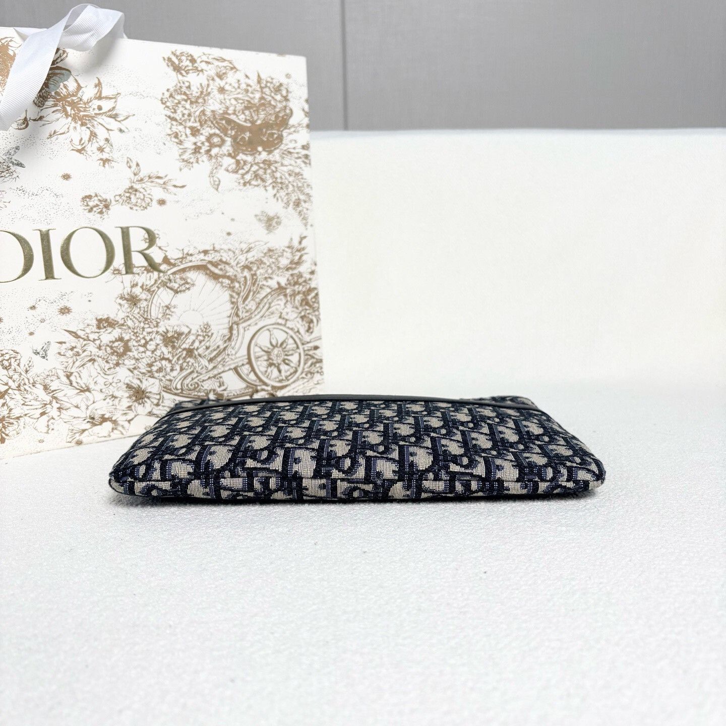 Dior Pre-loved Bag Very good condition Size ONE SIZE - 5 Thumbnail