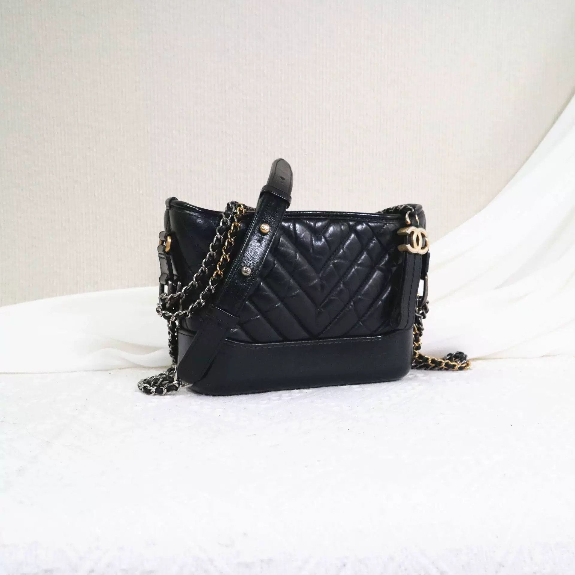 Chanel Pre-loved Bag Very good condition Size ONE SIZE - 2 Thumbnail