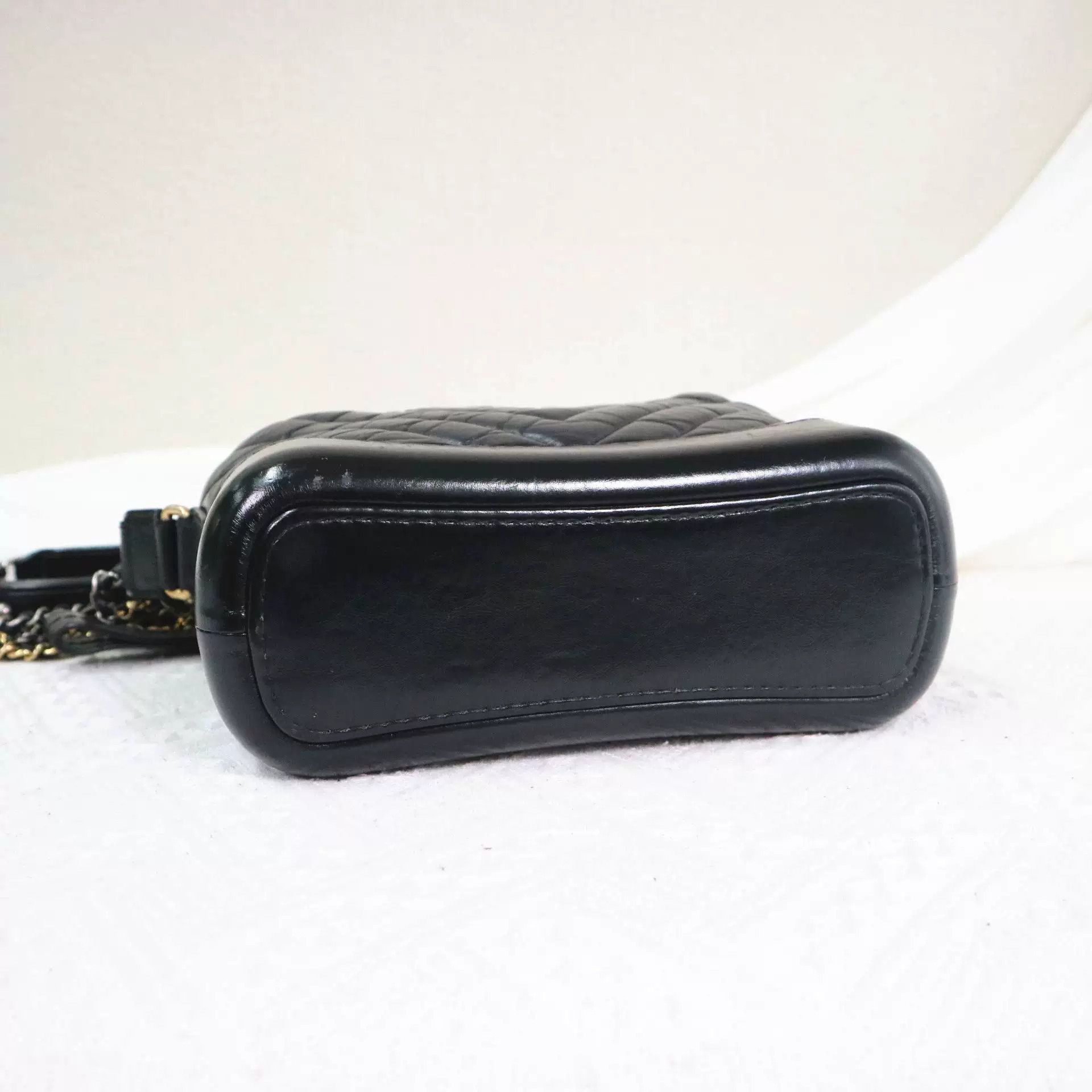 Chanel Pre-loved Bag Very good condition Size ONE SIZE - 5 Thumbnail