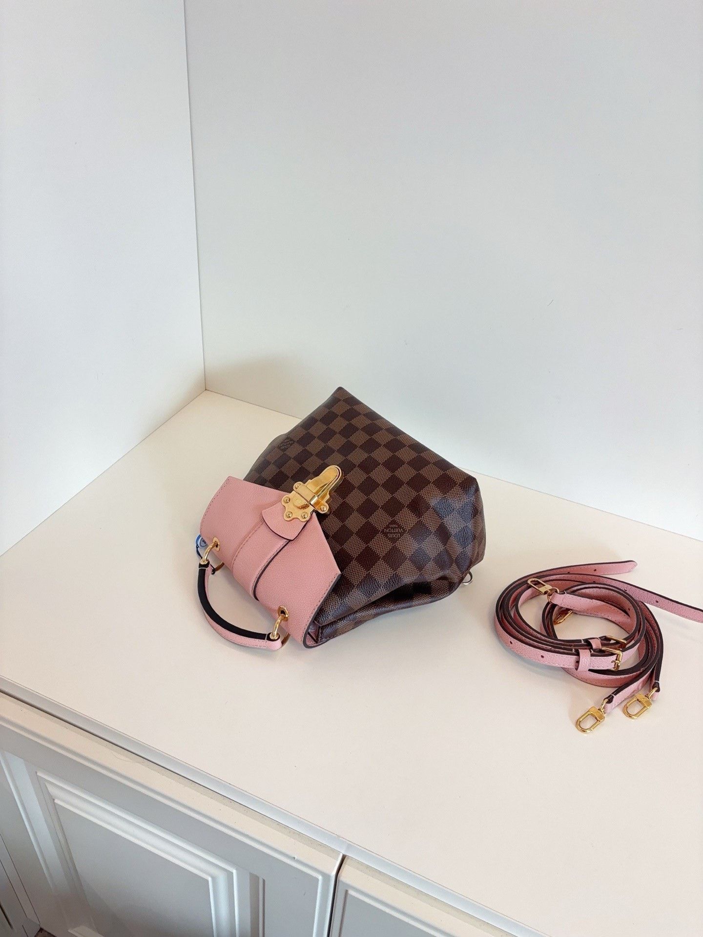 Louis Vuitton Pre-loved Bag Very good condition Size ONE SIZE - 6 Thumbnail