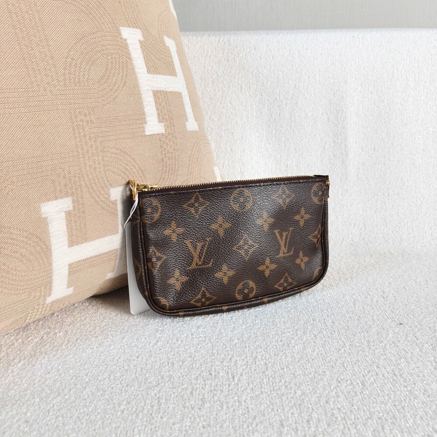 Louis Vuitton Pre-loved Bag Very good condition Size ONE SIZE - 6 Thumbnail