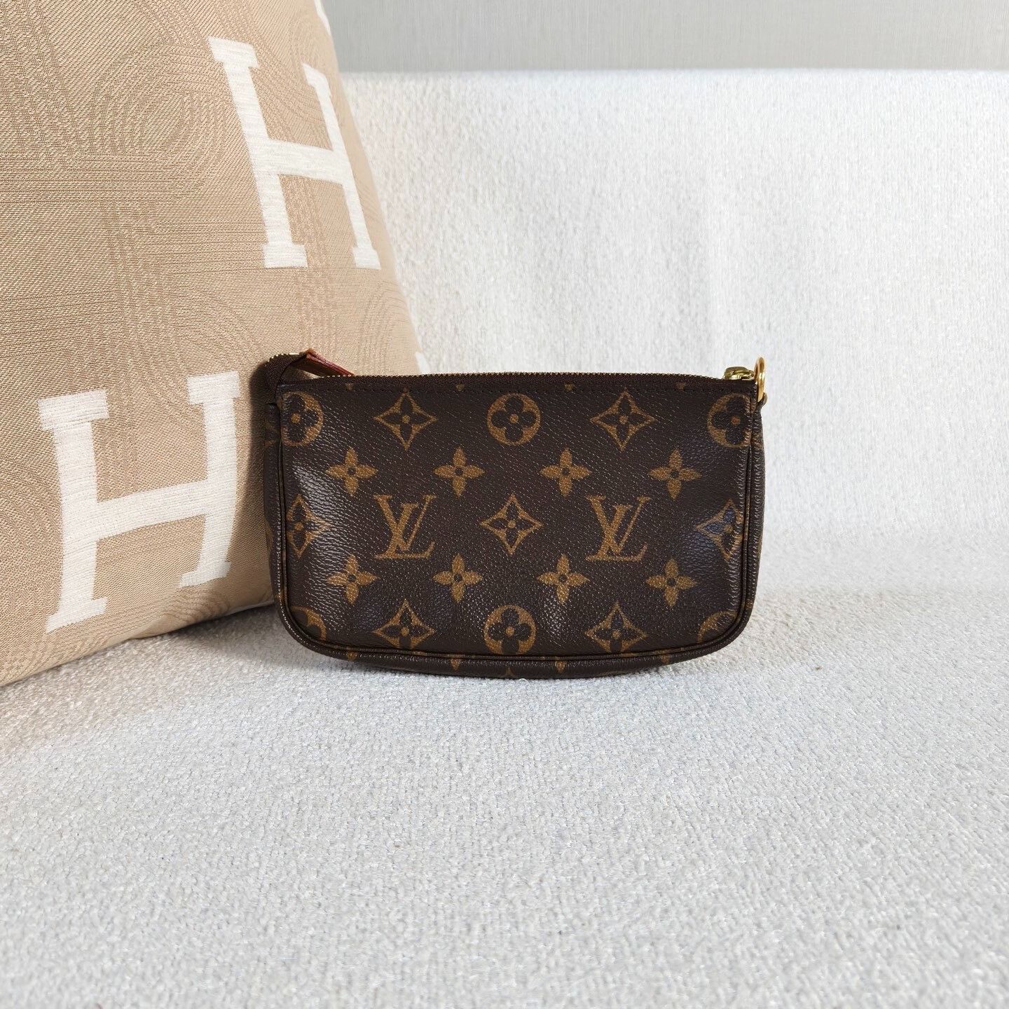 Louis Vuitton Pre-loved Bag Very good condition Size ONE SIZE - 3 Thumbnail