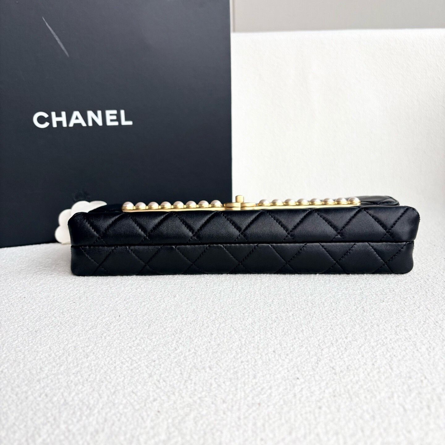Chanel Pre-loved Bag Very good condition Size ONE SIZE - 5 Thumbnail