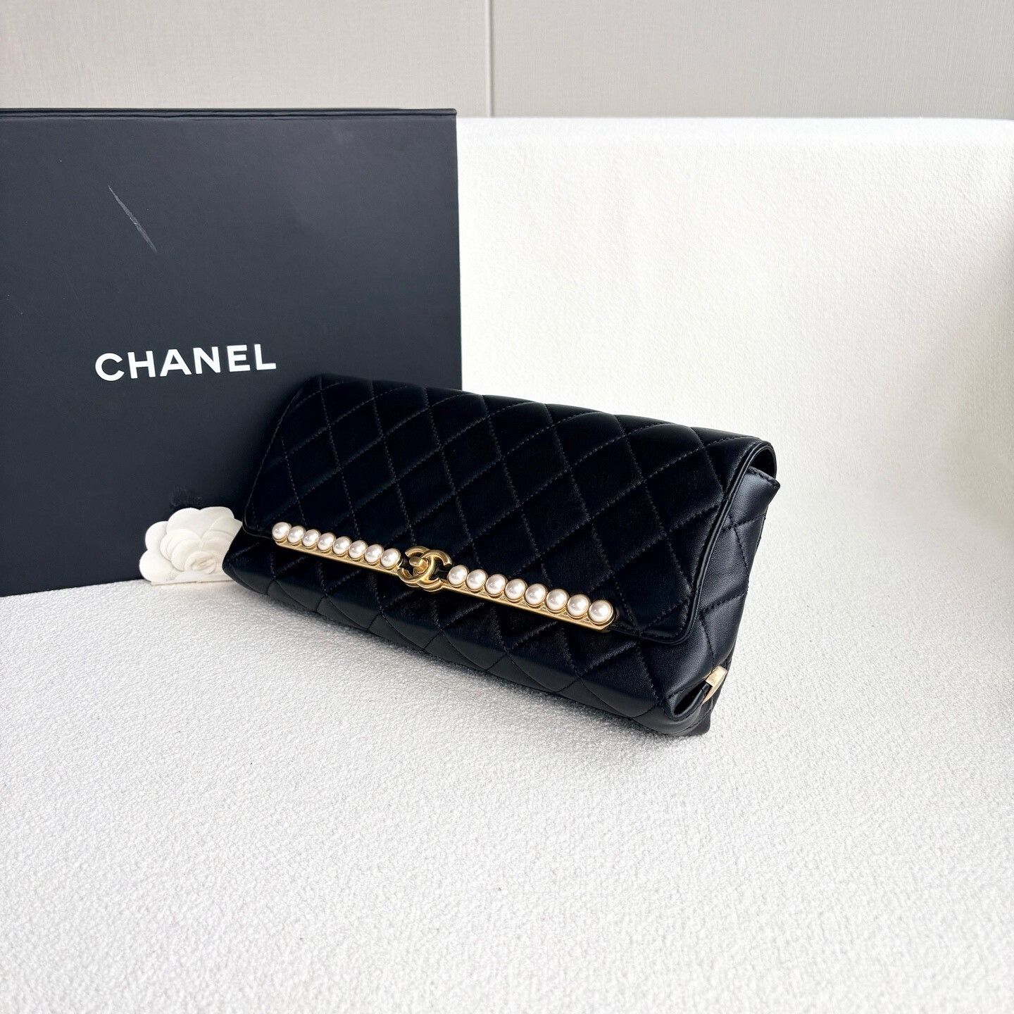 Chanel Pre-loved Bag Very good condition Size ONE SIZE - 6 Thumbnail