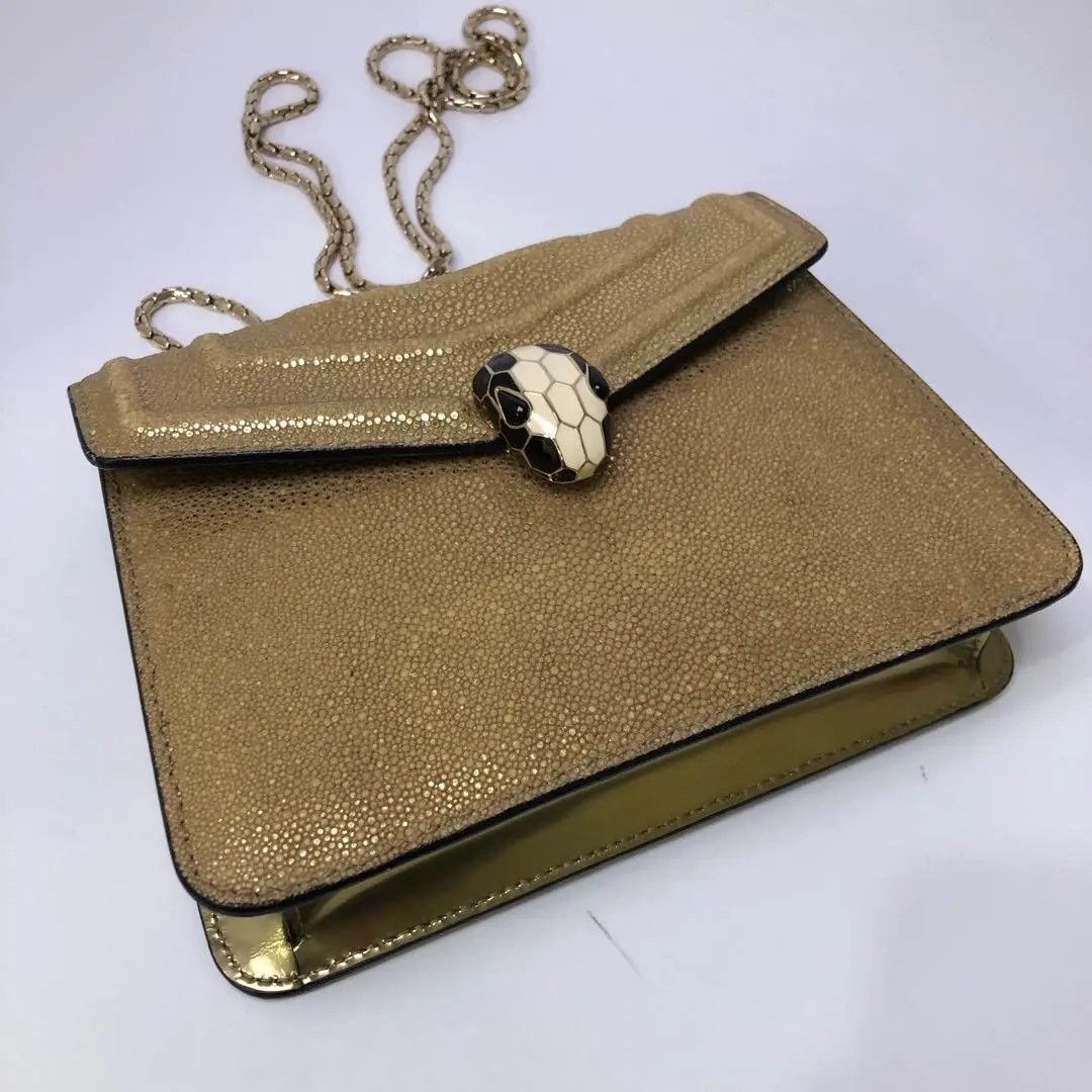 Bvlgari Pre-loved Bag Very good condition Size ONE SIZE - 8 Thumbnail