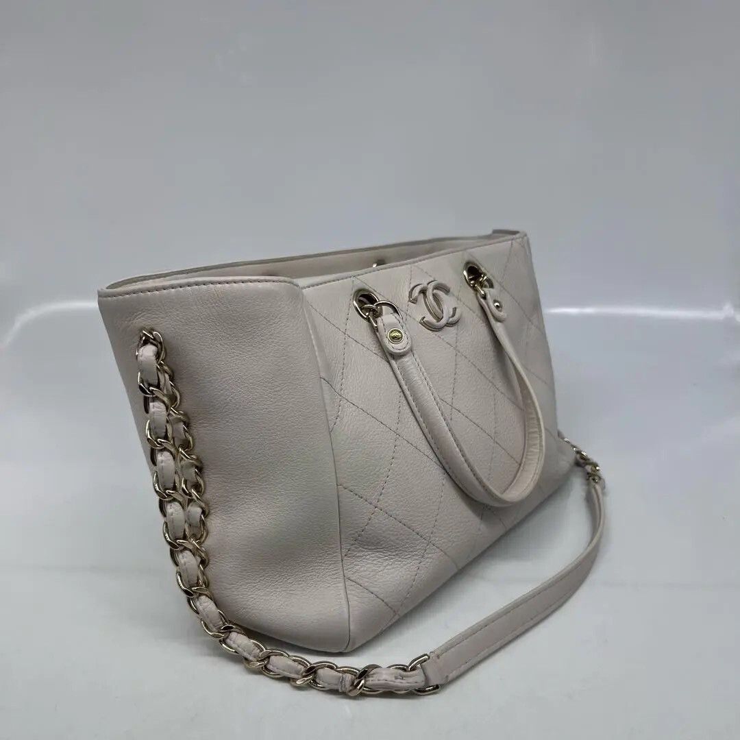 Chanel Pre-loved Bag Very good condition Size ONE SIZE - 3 Thumbnail