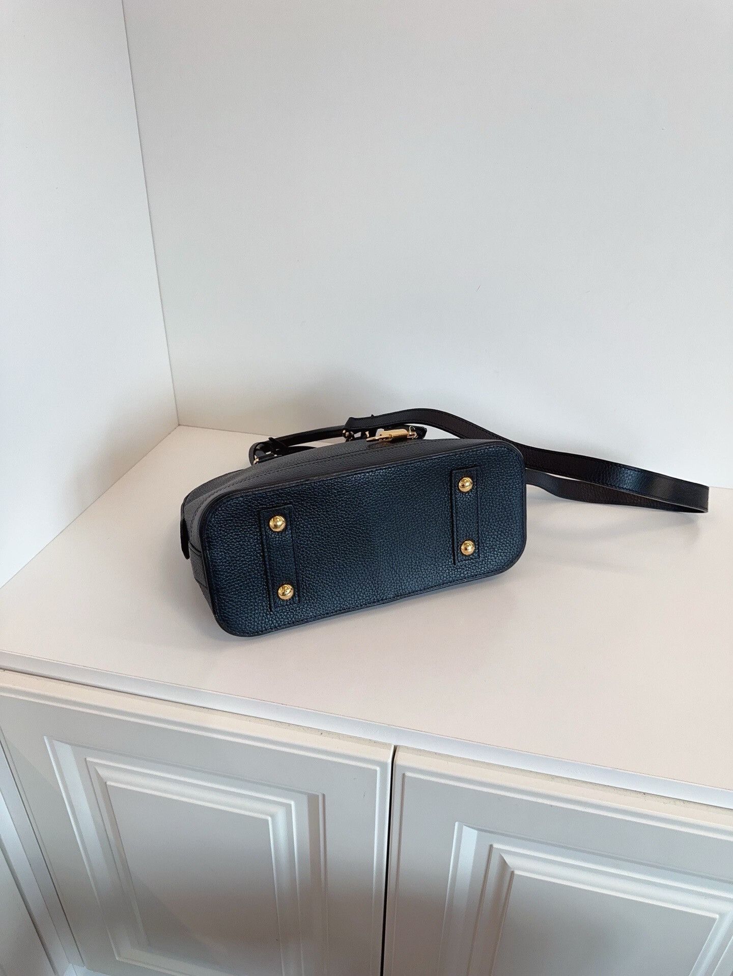 Louis Vuitton Pre-loved Bag Very good condition Size ONE SIZE - 5 Thumbnail