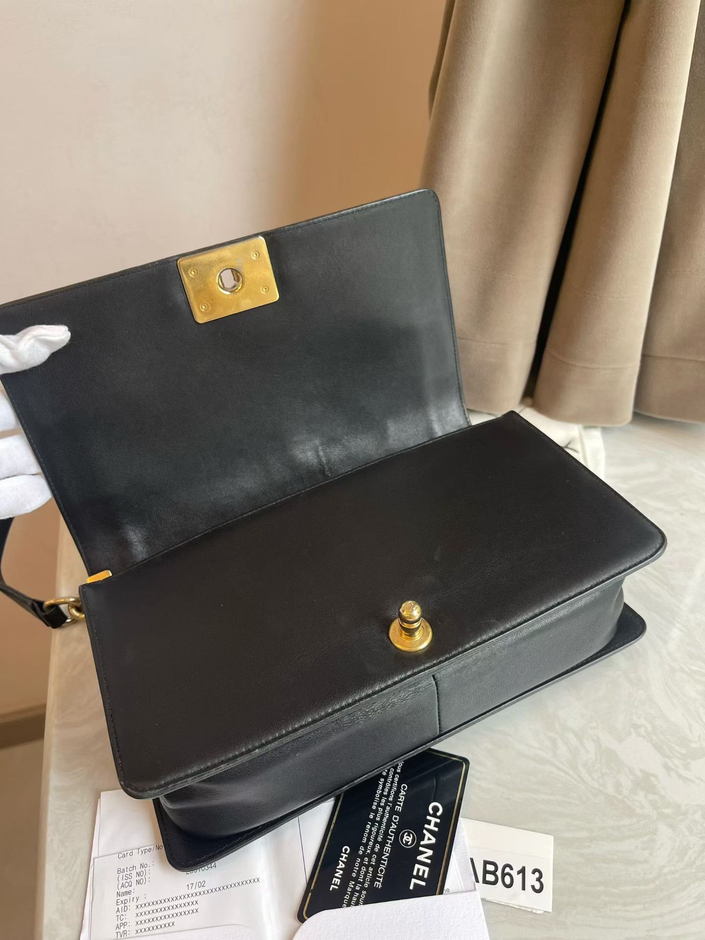 Chanel Pre-loved Bag Very good condition Size ONE SIZE - 9 Thumbnail