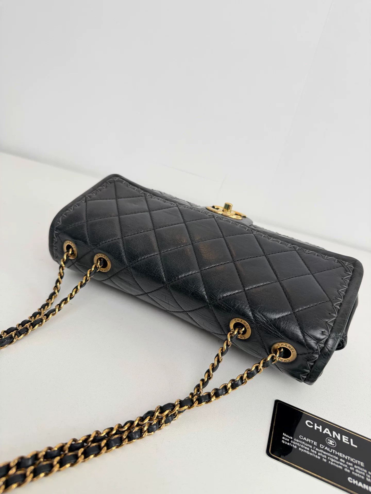 Chanel Pre-loved Bag Very good condition Size ONE SIZE - 3 Thumbnail
