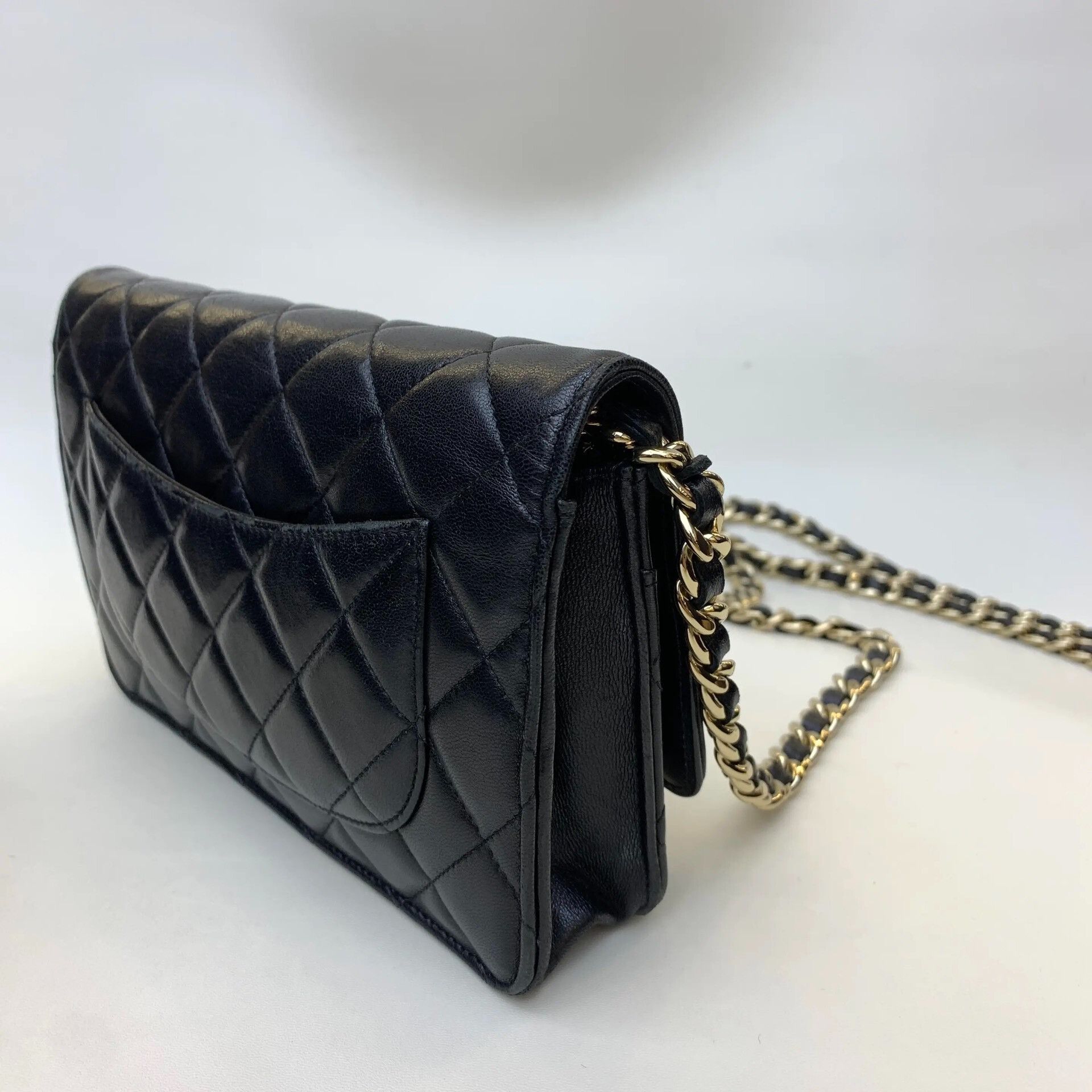 Chanel Pre-loved Bag Very good condition Size ONE SIZE - 5 Thumbnail
