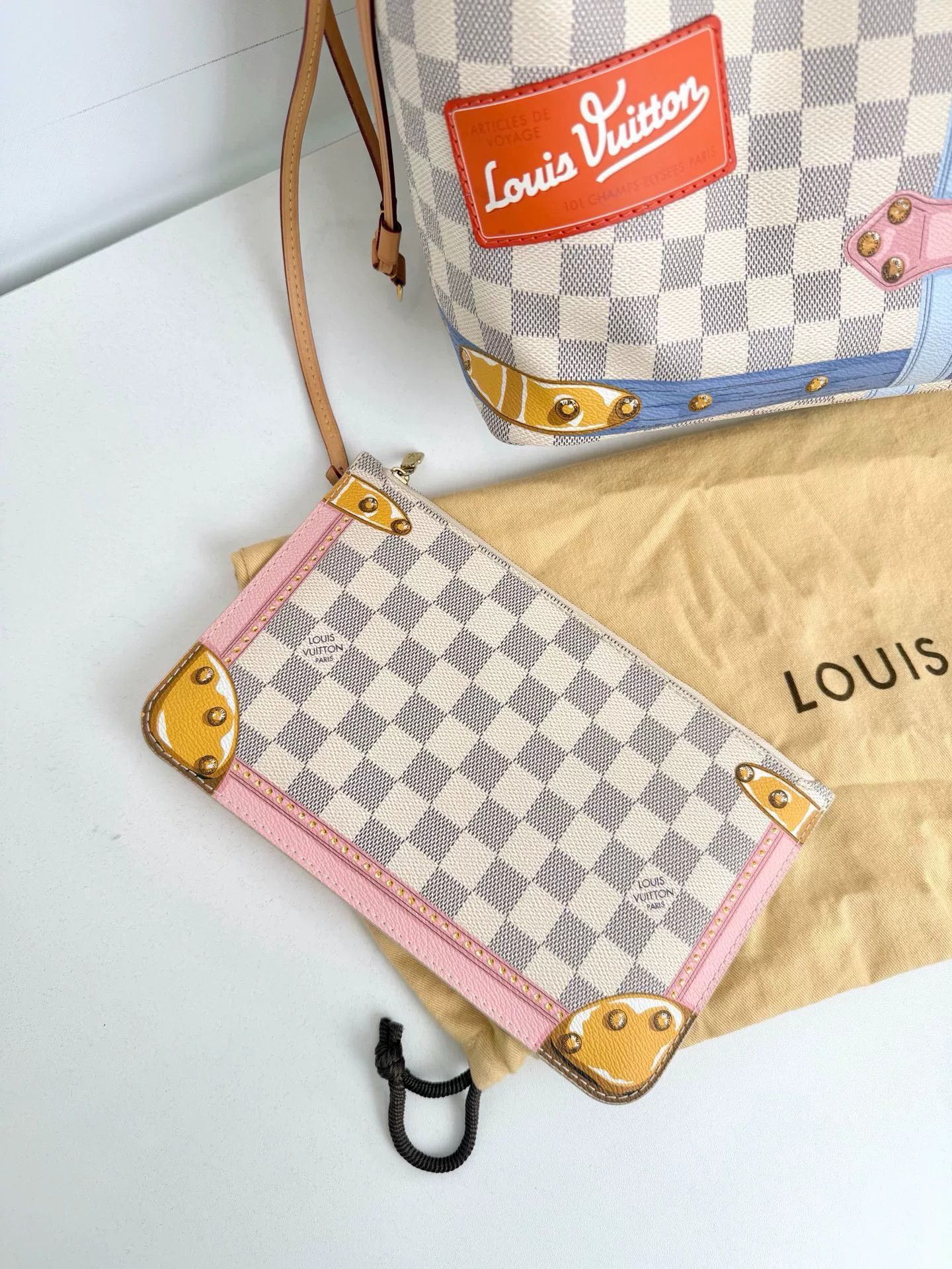 Louis Vuitton Pre-loved Bag Very good condition Size ONE SIZE - 5 Thumbnail