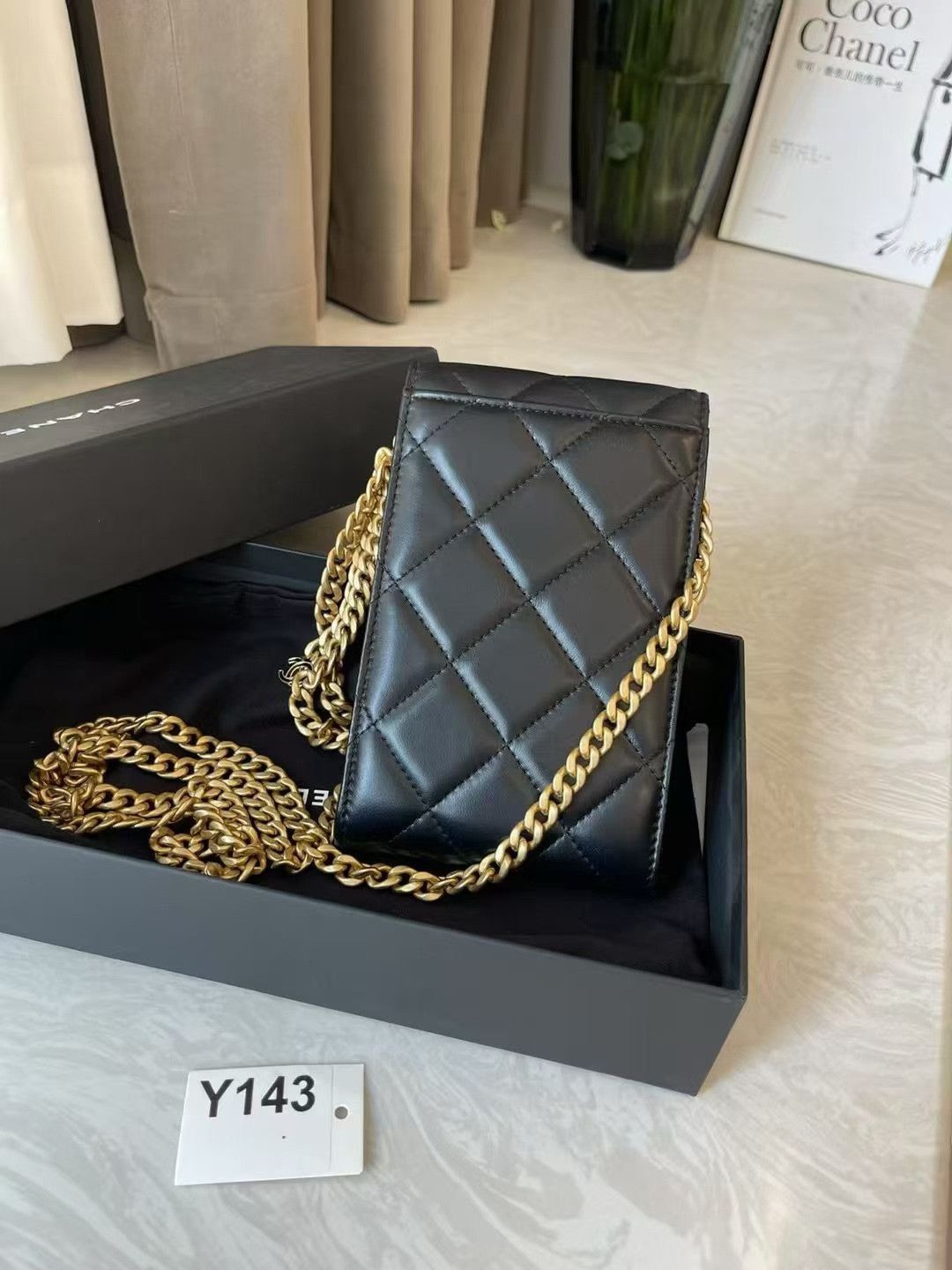 Chanel Pre-loved Bag Very good condition Size ONE SIZE - 8 Thumbnail