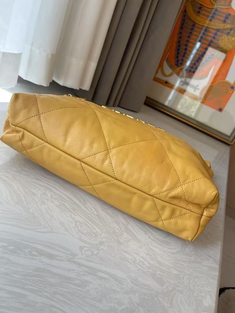 Chanel Pre-loved Bag Very good condition Size ONE SIZE - 7 Thumbnail
