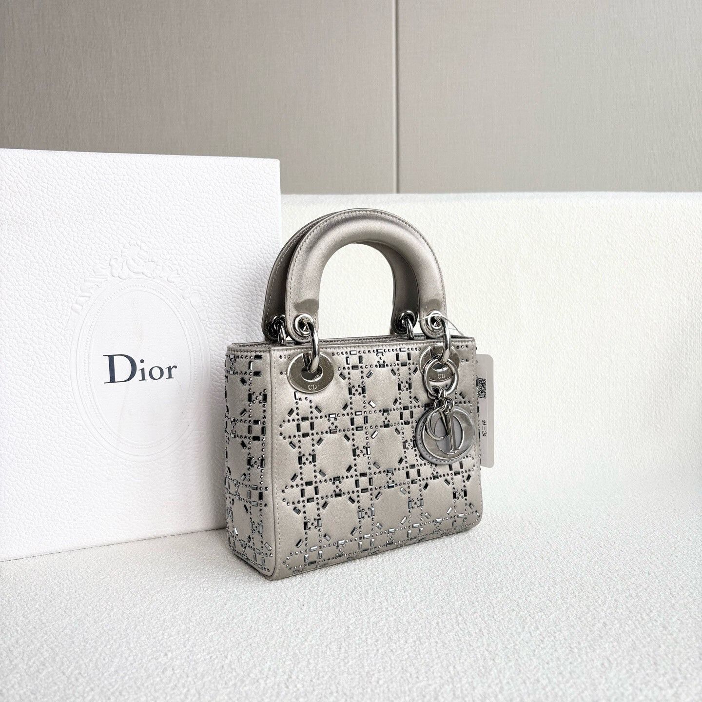 Dior Pre-loved Bag Very good condition Size ONE SIZE - 4 Thumbnail