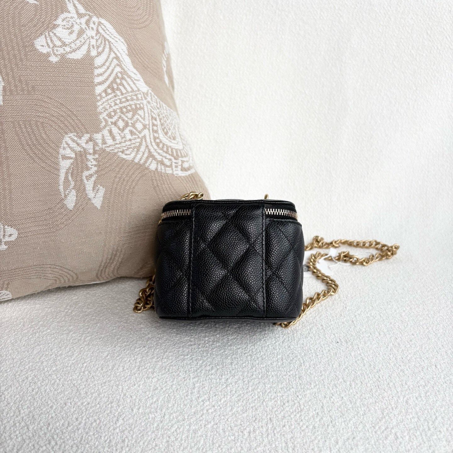 Chanel Pre-loved Bag Very good condition Size ONE SIZE - 3 Thumbnail
