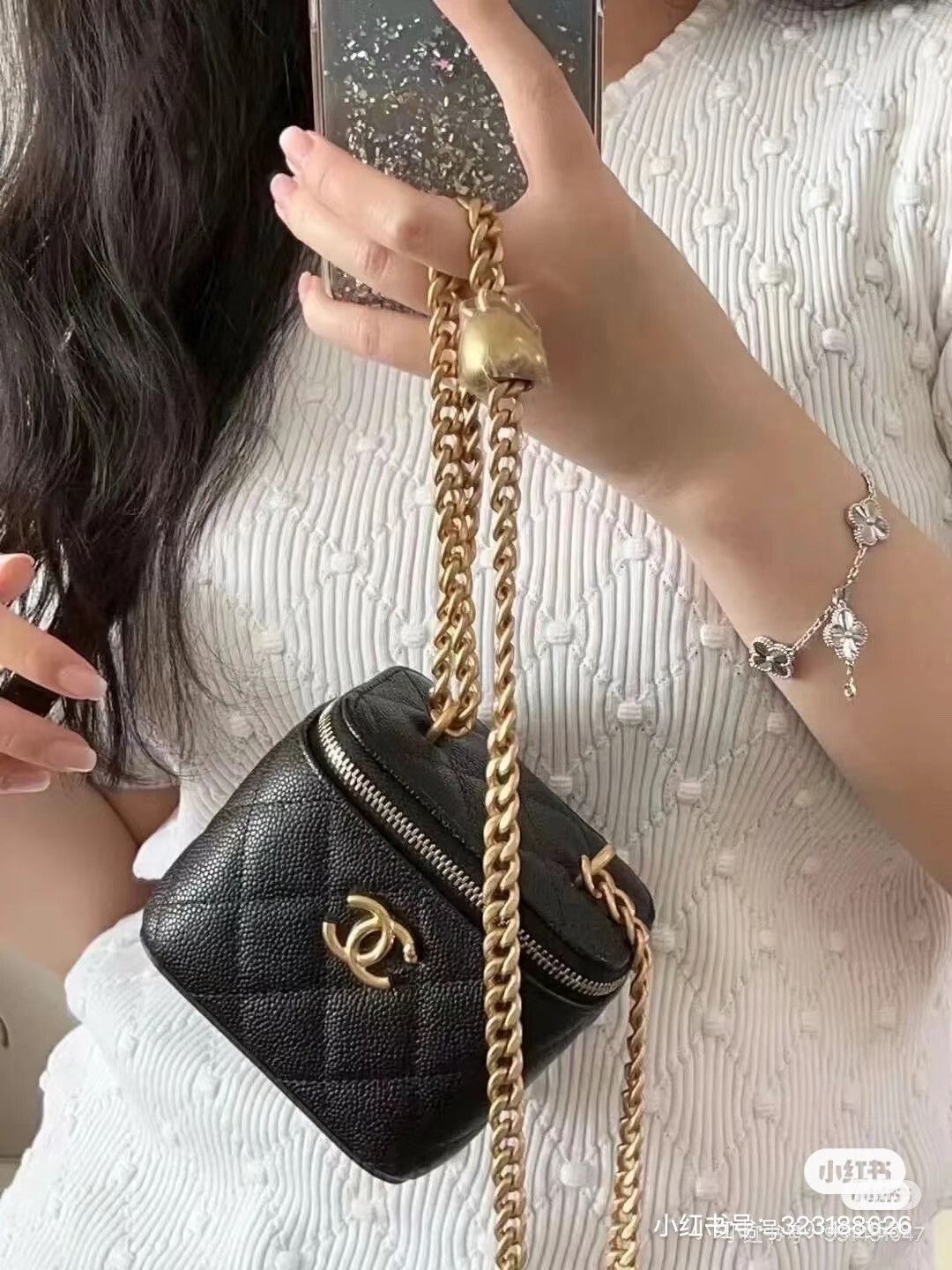 Chanel Pre-loved Bag Very good condition Size ONE SIZE - 9 Thumbnail