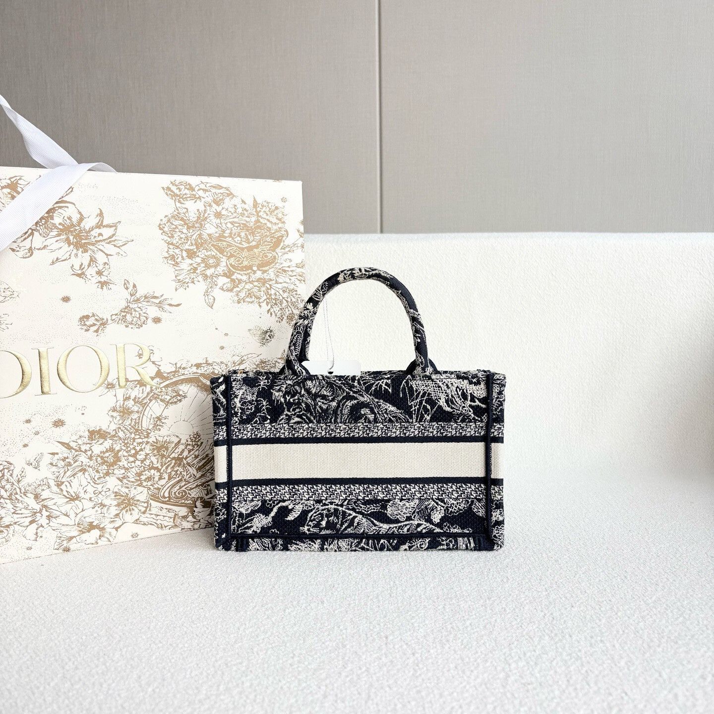 Dior Pre-loved Bag Very good condition Size ONE SIZE - 3 Thumbnail