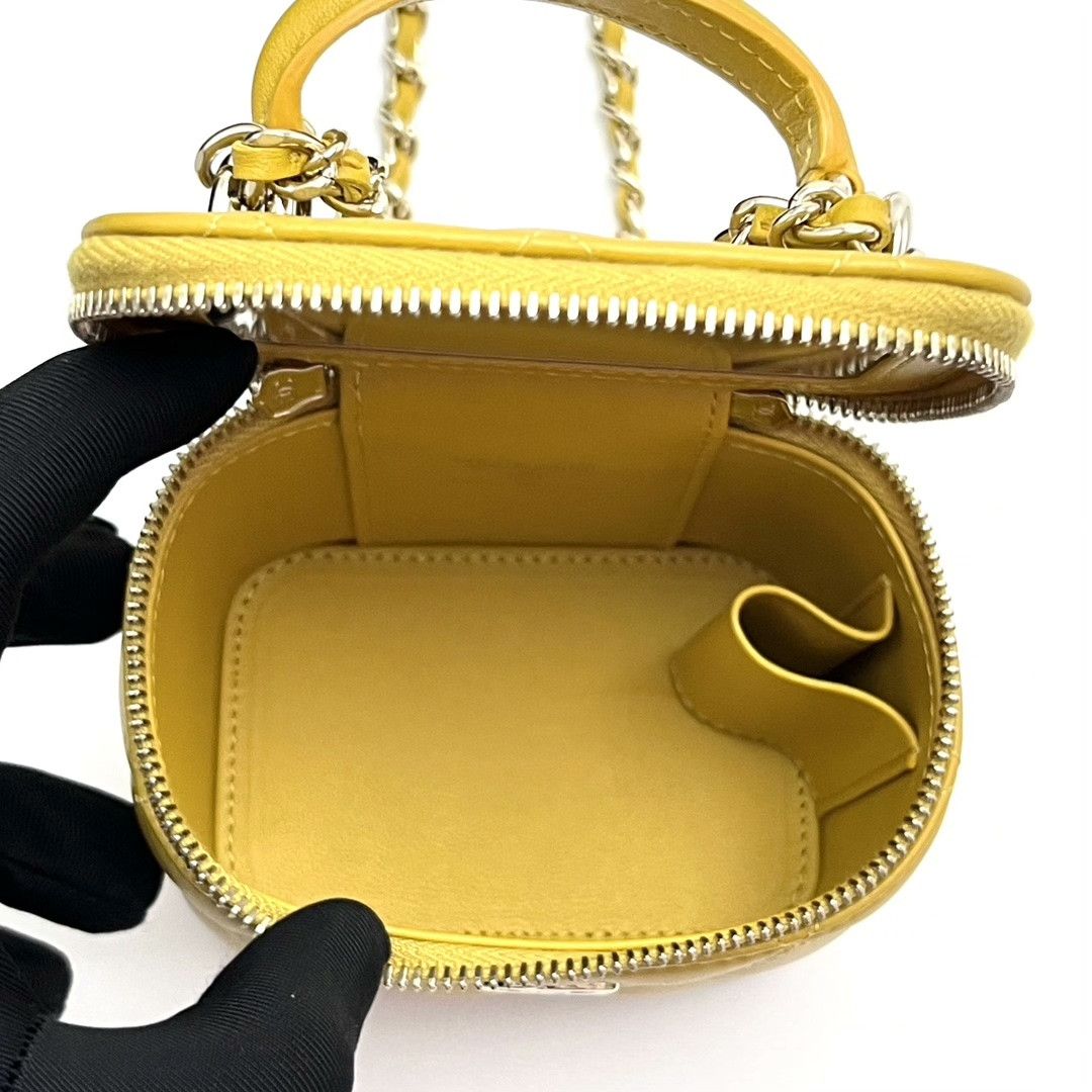 Chanel Pre-loved Bag Very good condition Size ONE SIZE - 6 Thumbnail