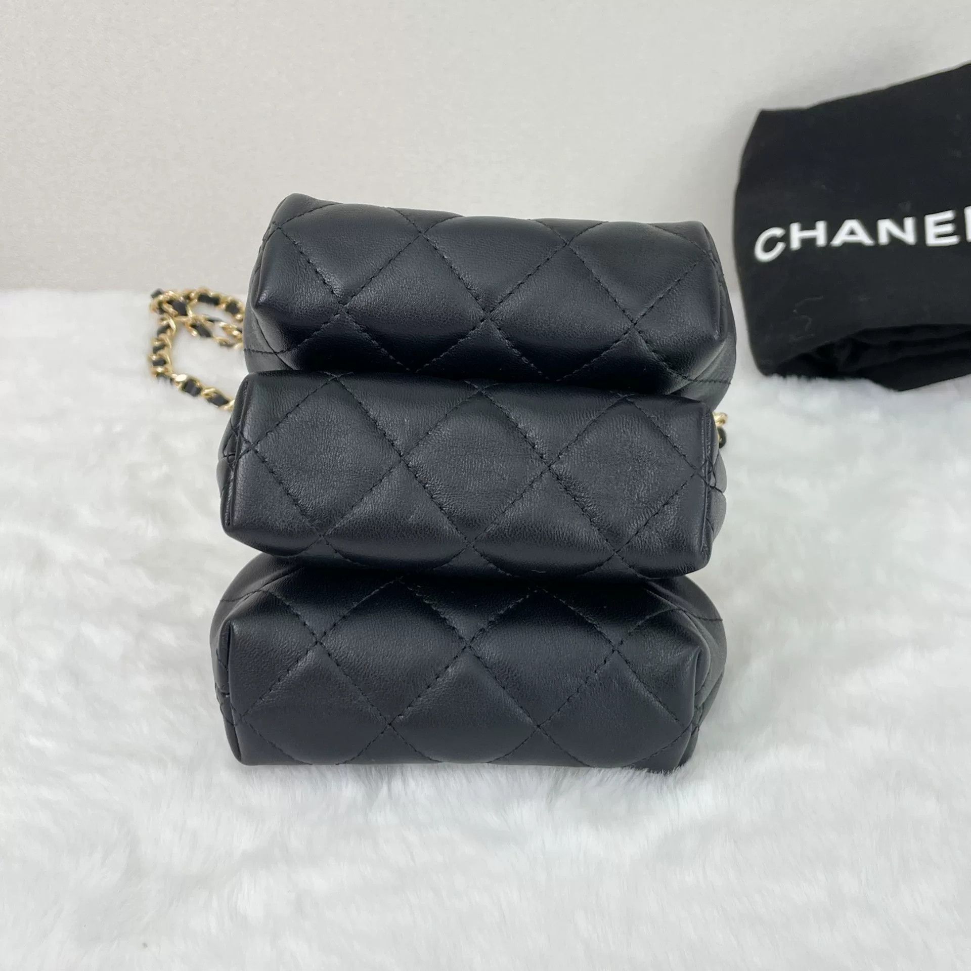 Chanel Pre-loved Bag Very good condition Size ONE SIZE - 4 Thumbnail